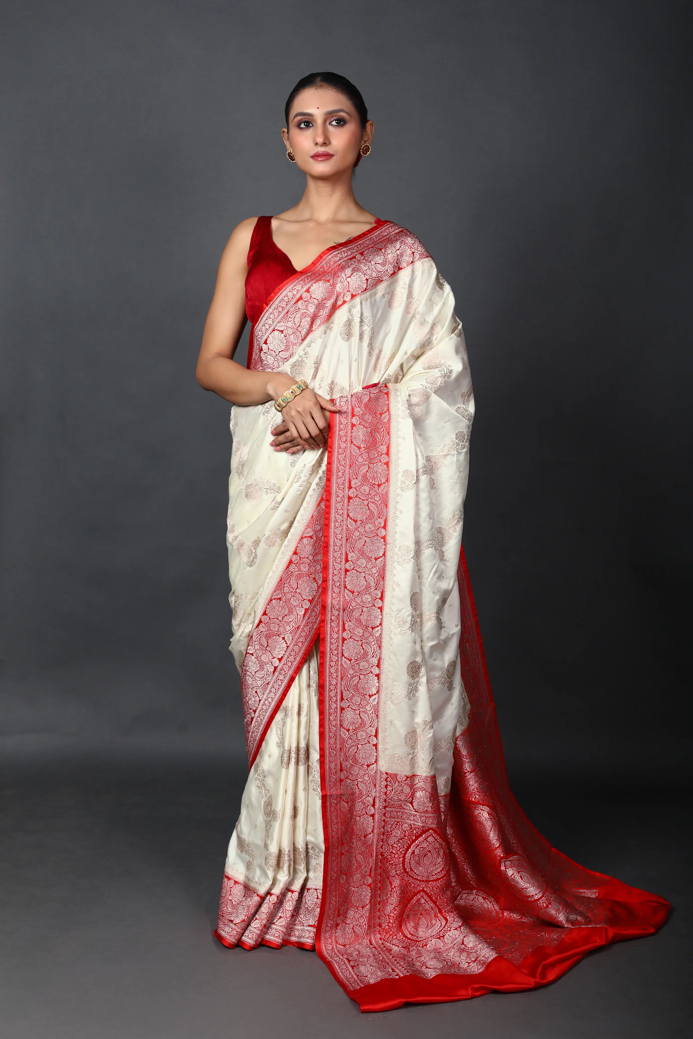 Red & White Blended Katan Banarasi Saree With Blouse Piece