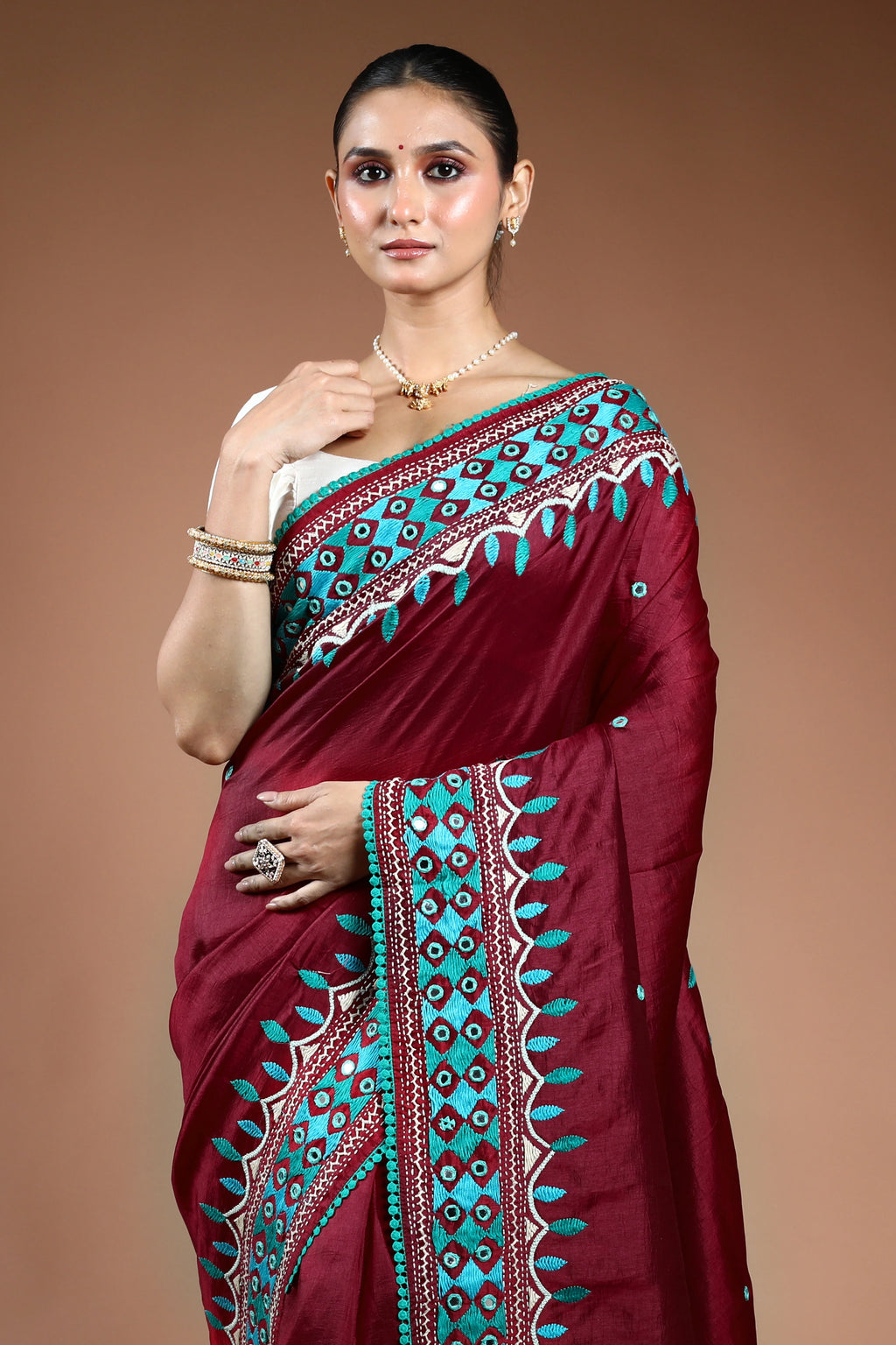 Maroon Tussar Kathiyawadi Saree With Blouse Piece