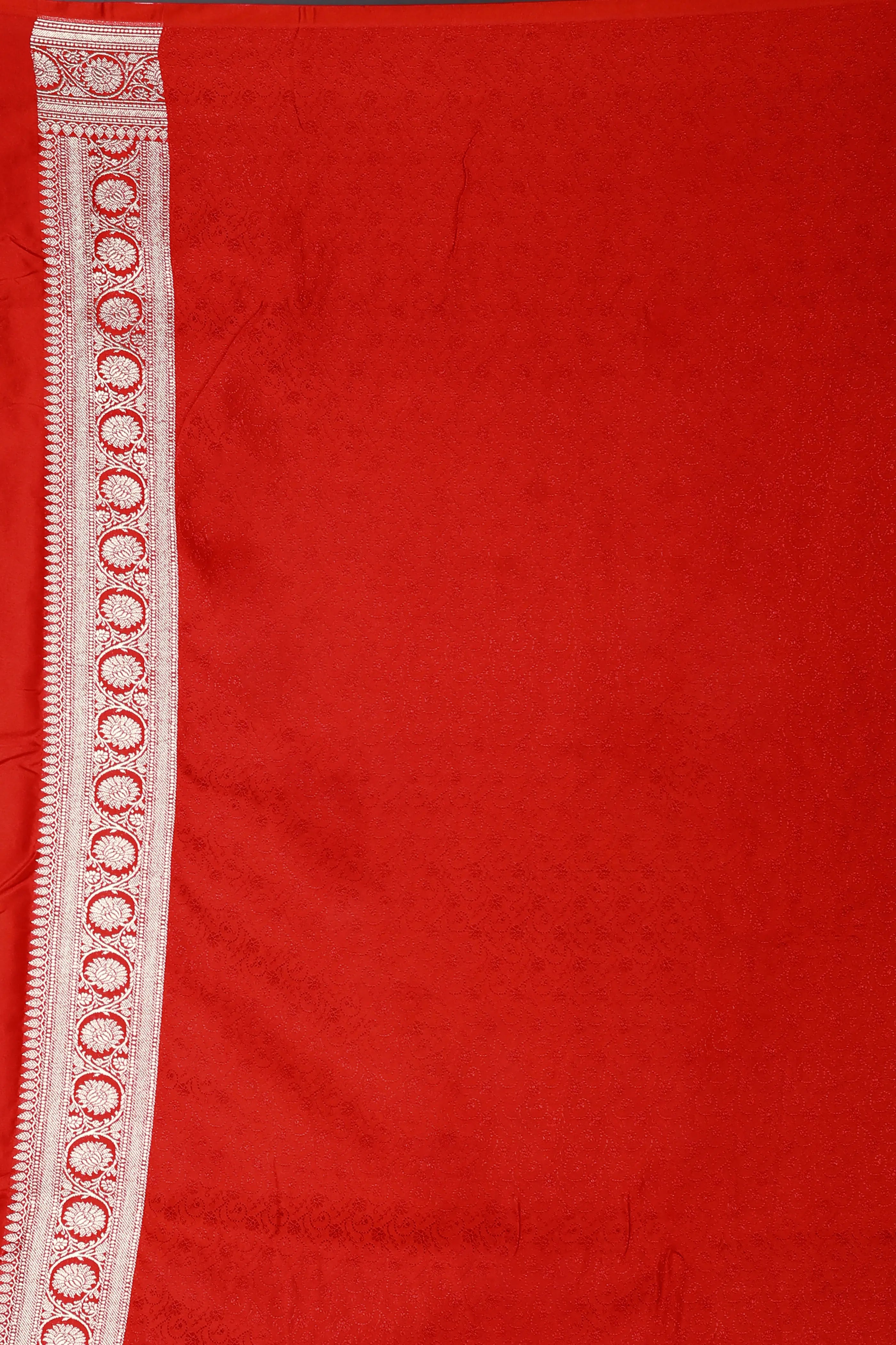 Red & White Blended Katan Banarasi Saree With Blouse Piece