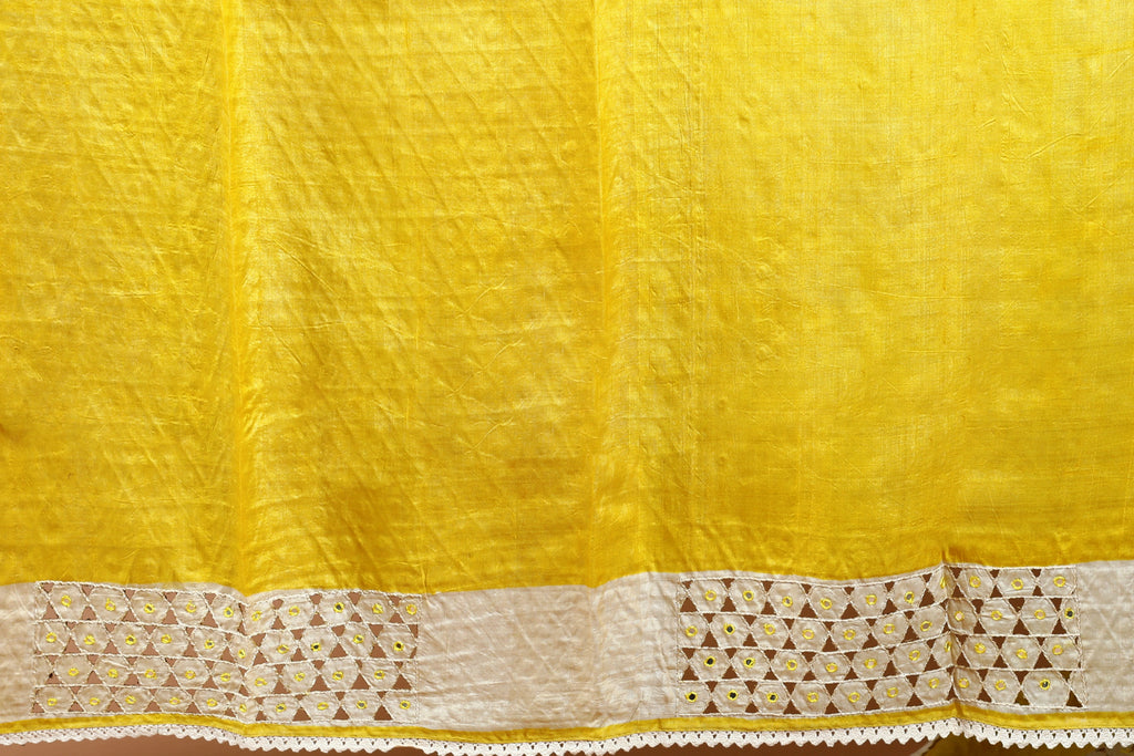 Yellow Tussar Digital Cutwork Saree With Blouse Piece