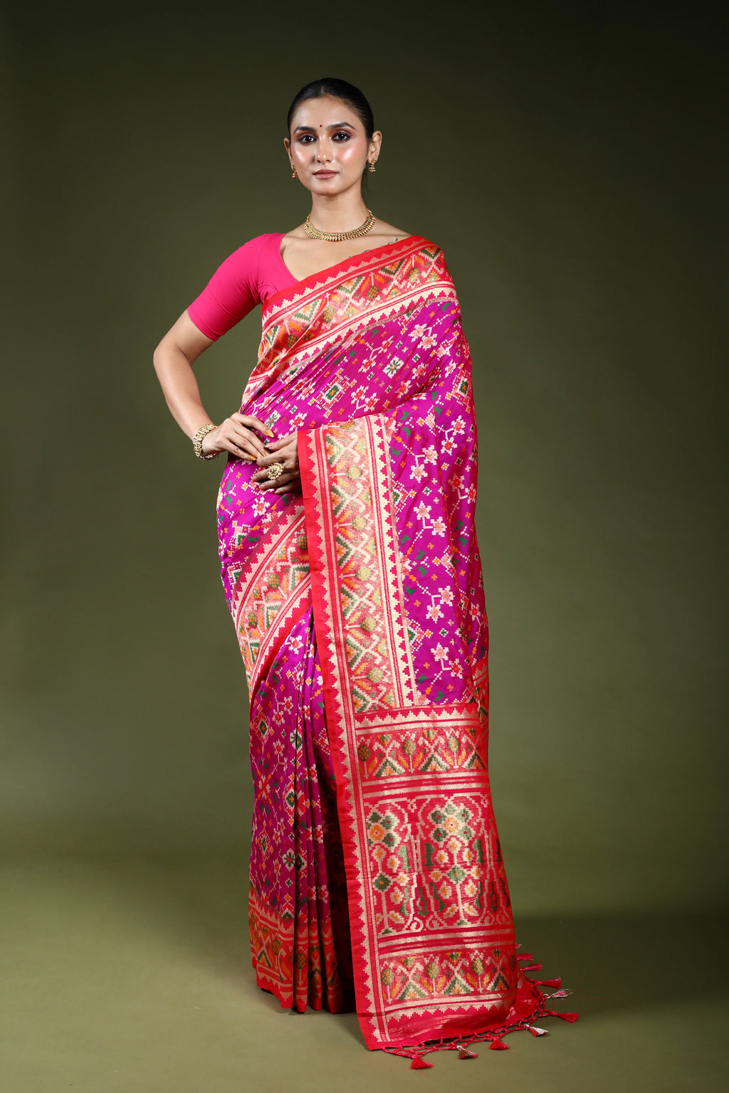 Magenda Semi Patola Saree With Blouse Piece