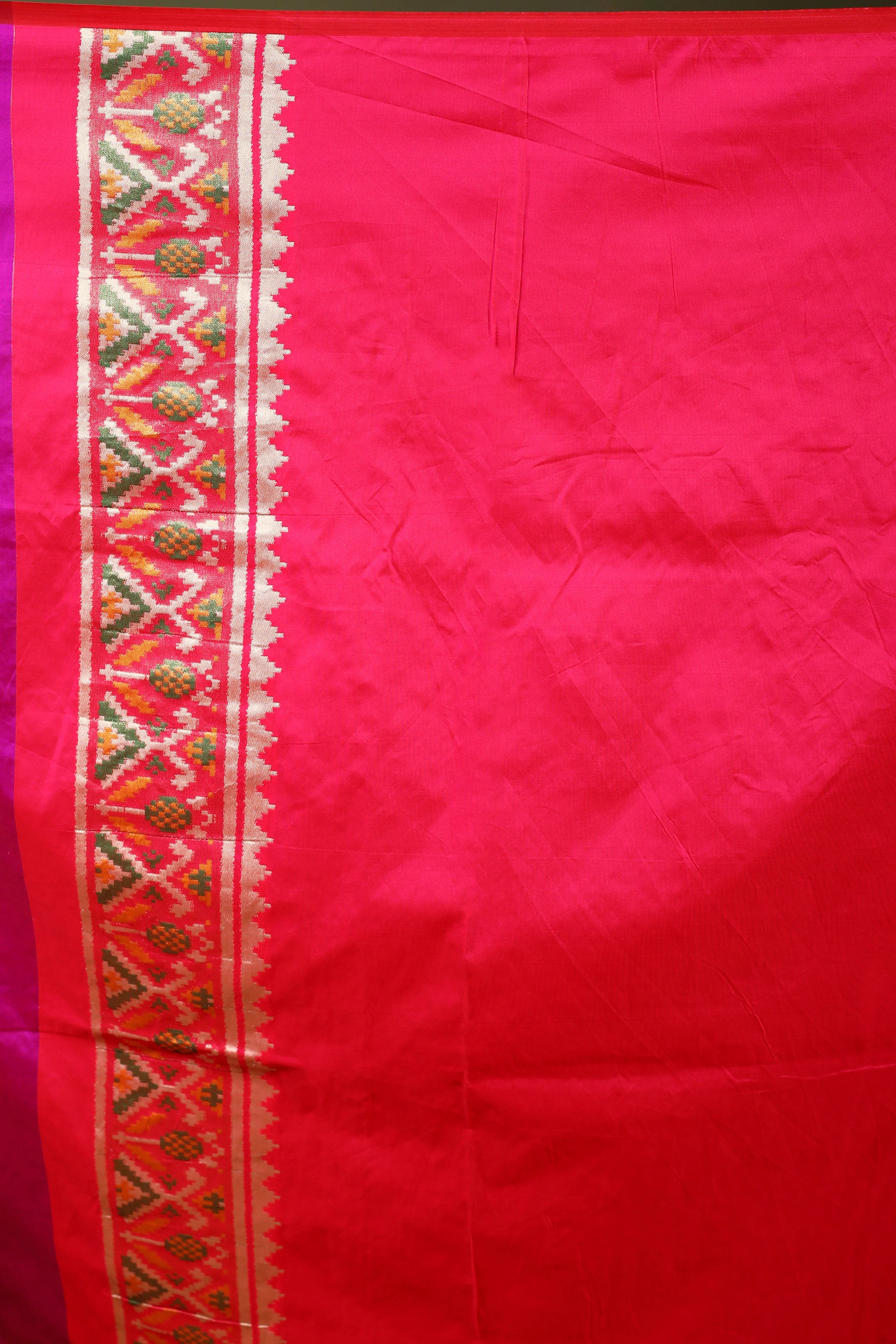 Magenda Semi Patola Saree With Blouse Piece