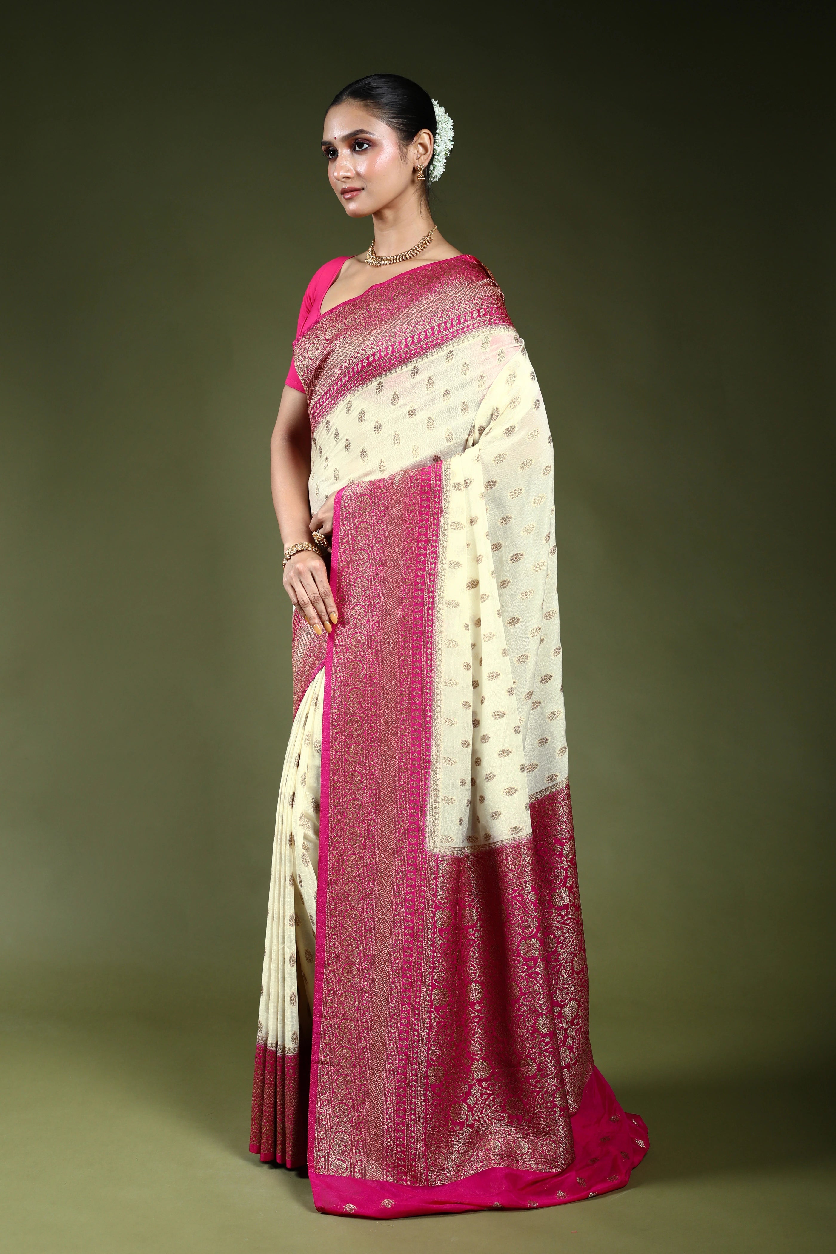 Offwhite Semi Chiffon Banarasi Saree With Blouse Piece
