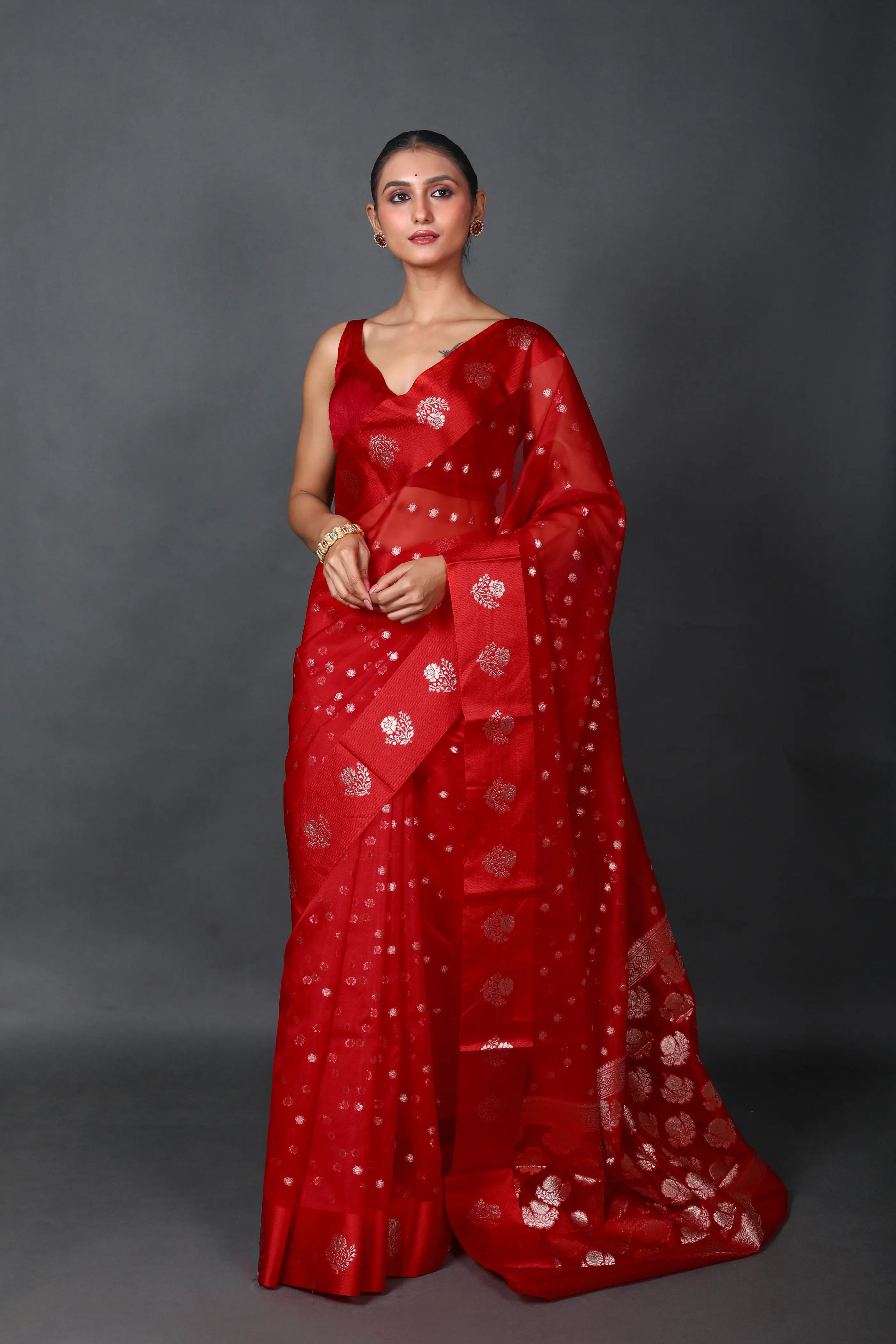 Red Blended Kora Banarasi Saree With Blouse Piece