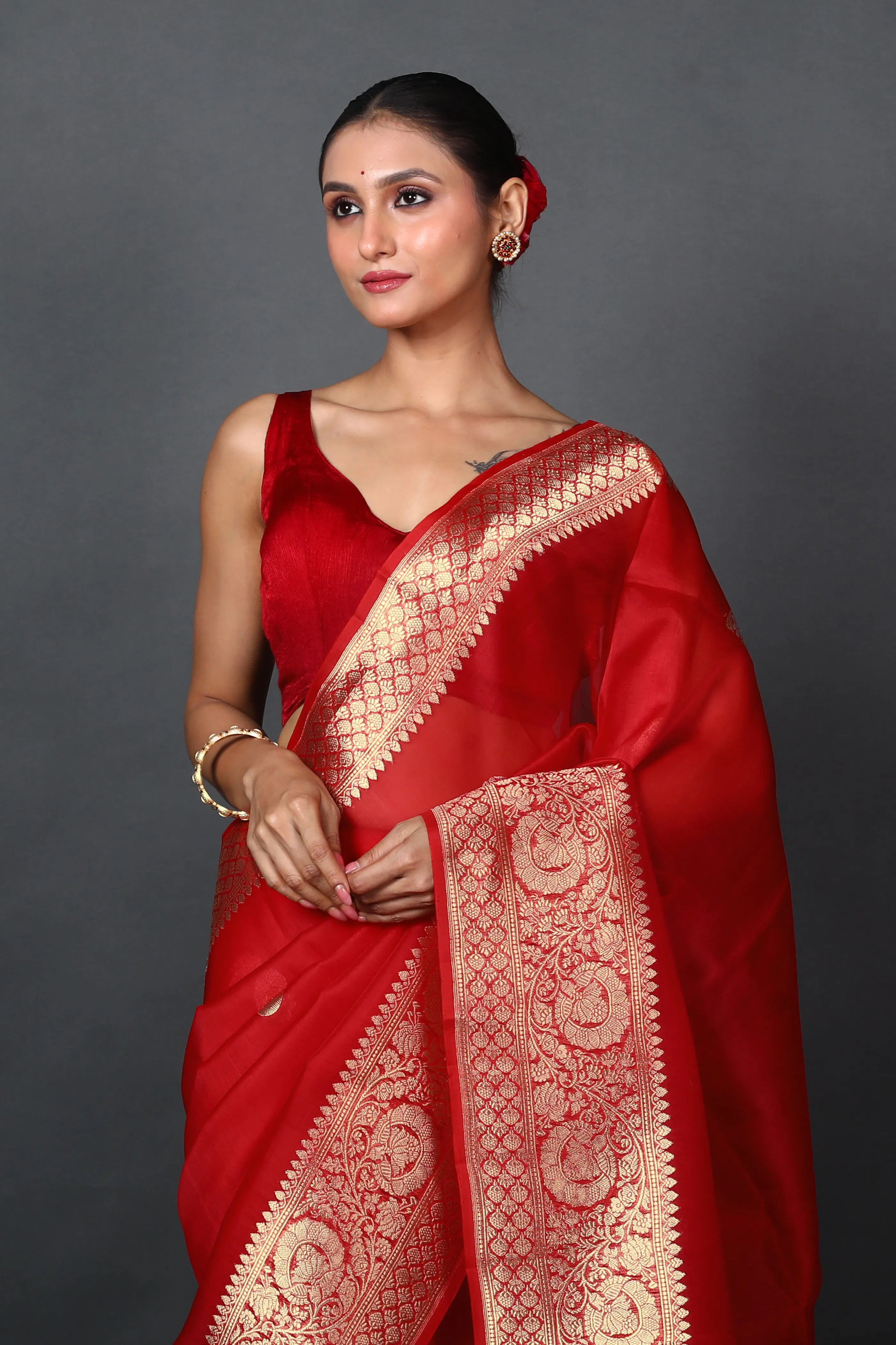 Red Chand Tara Kora Banarasi Saree With Blouse Piece