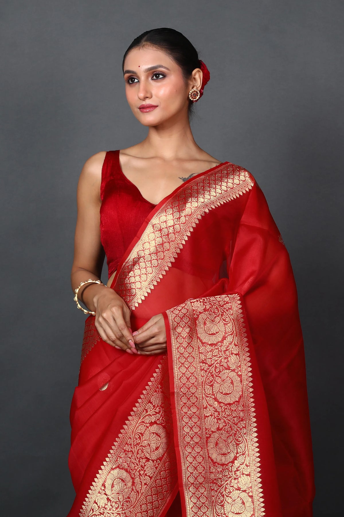 Red Chand Tara Kora Banarasi Saree With Blouse Piece