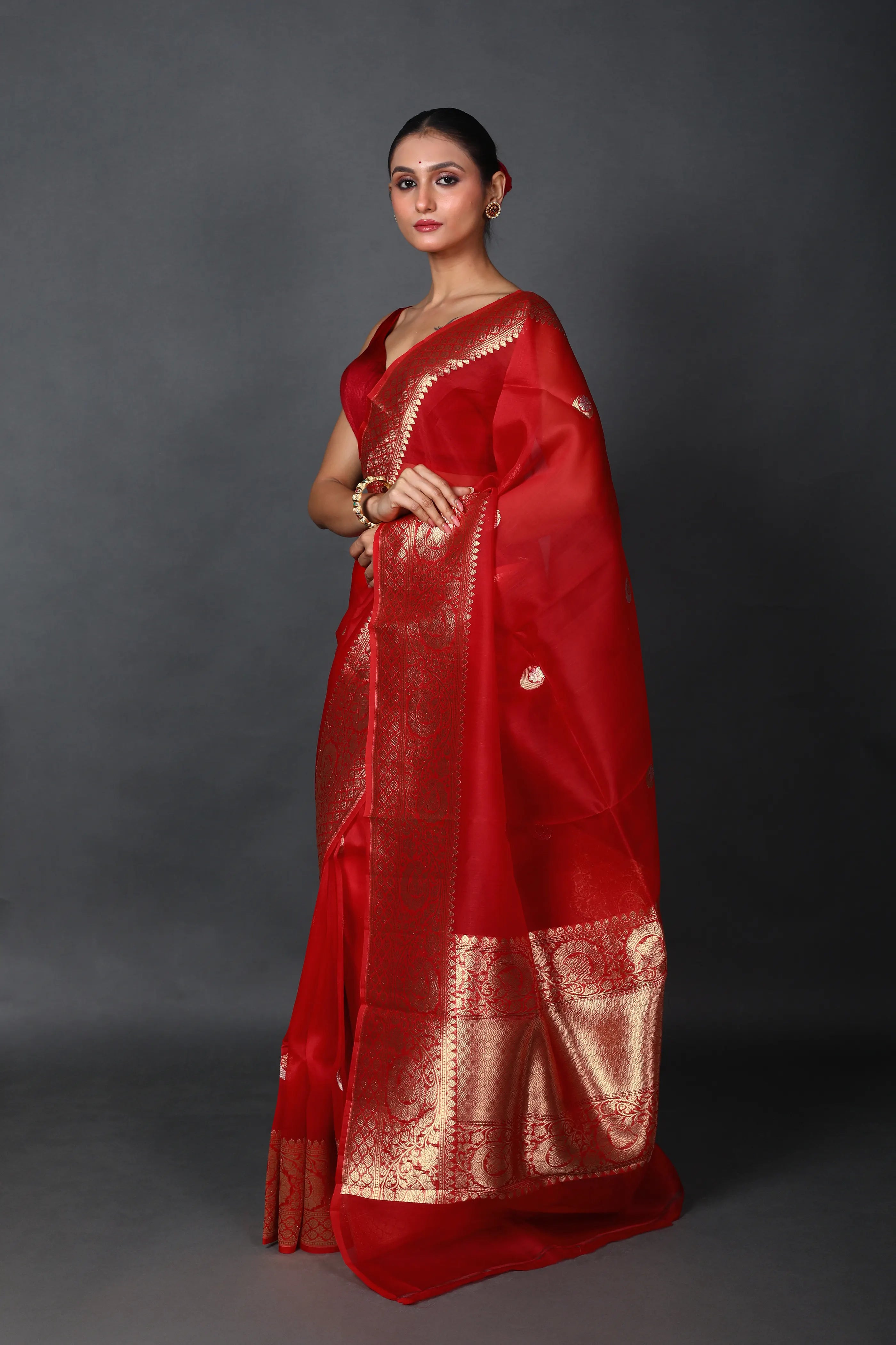 Red Chand Tara Kora Banarasi Saree With Blouse Piece