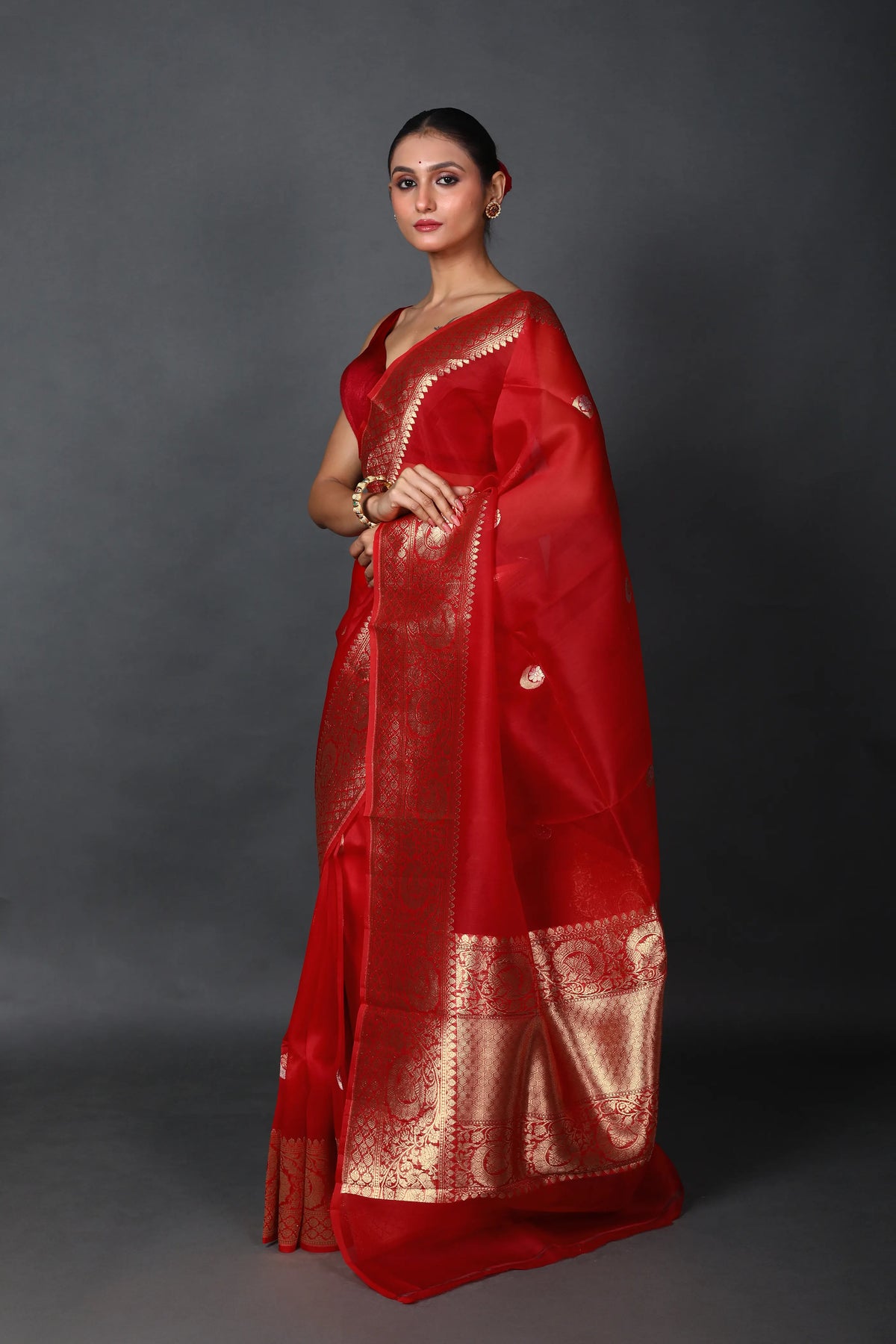 Red Chand Tara Kora Banarasi Saree With Blouse Piece