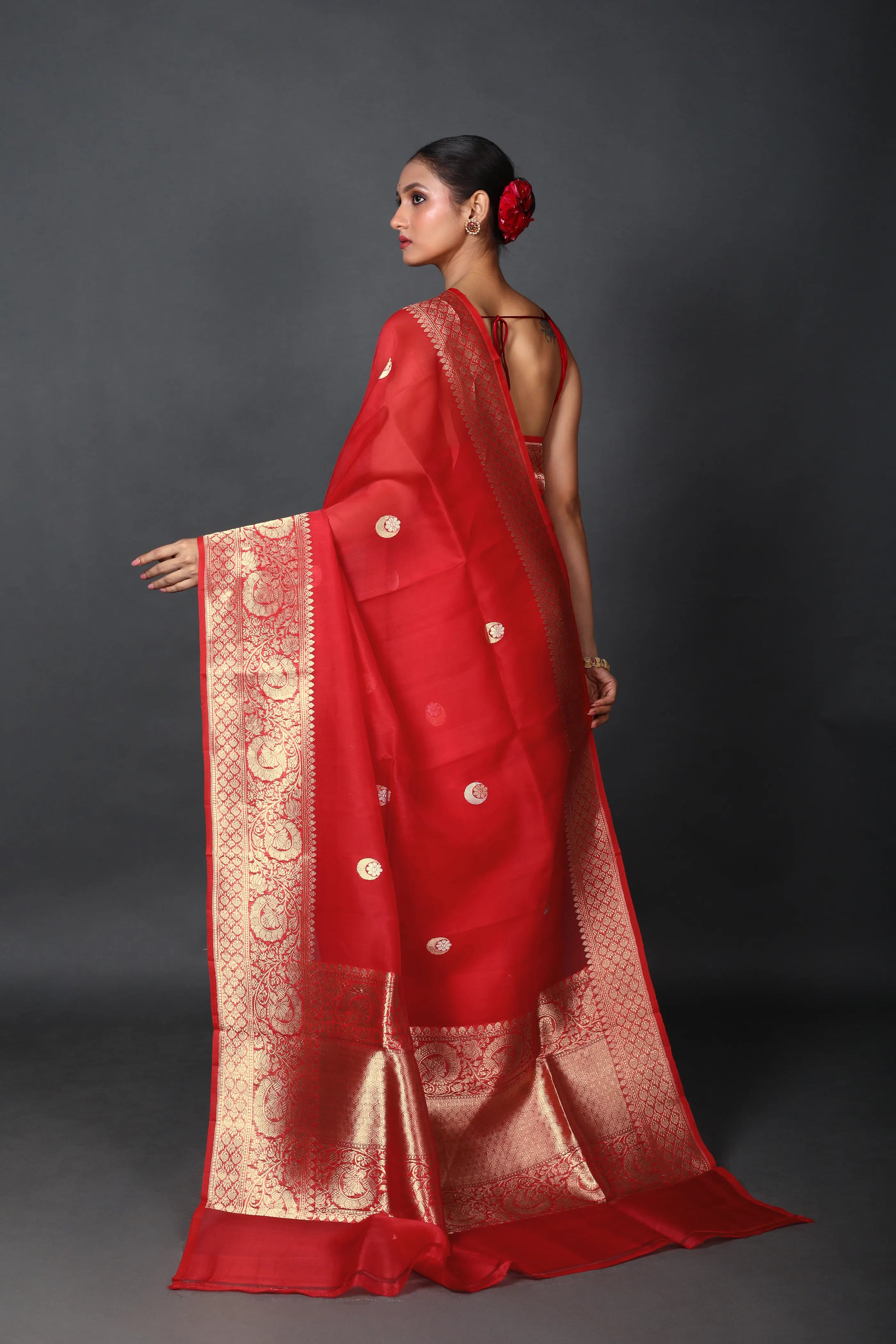 Red Chand Tara Kora Banarasi Saree With Blouse Piece