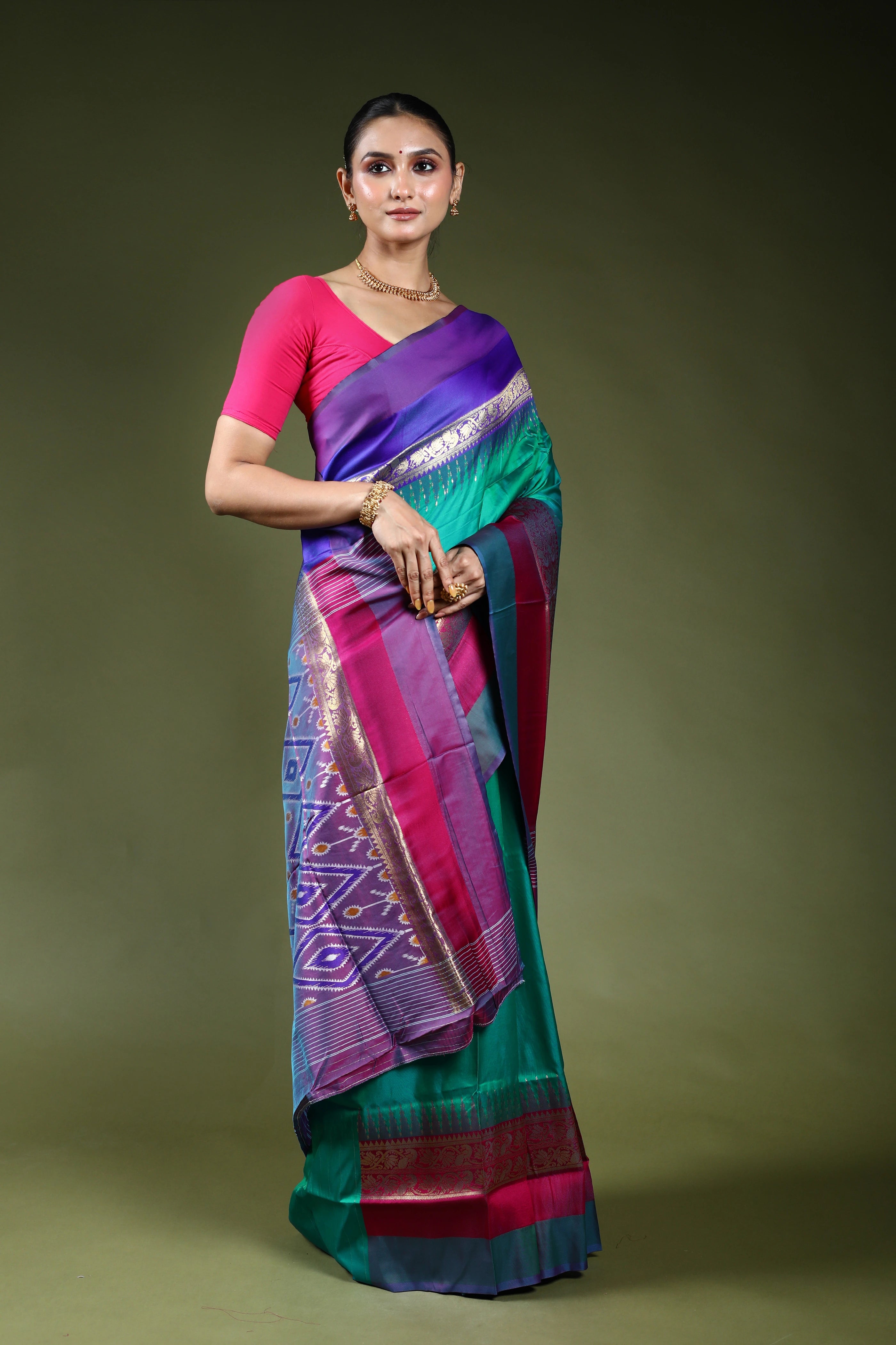 Semi Pochampally Saree With Blouse Piece