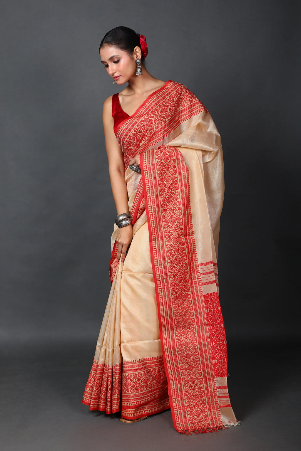 Red Offwhite Bengal Handloom Tussar Saree With Blouse Piece