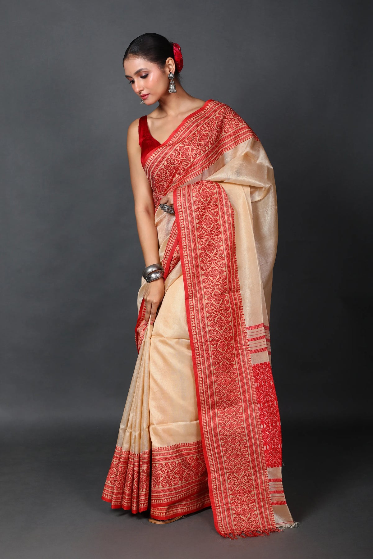 Red Offwhite Bengal Handloom Tussar Saree With Blouse Piece