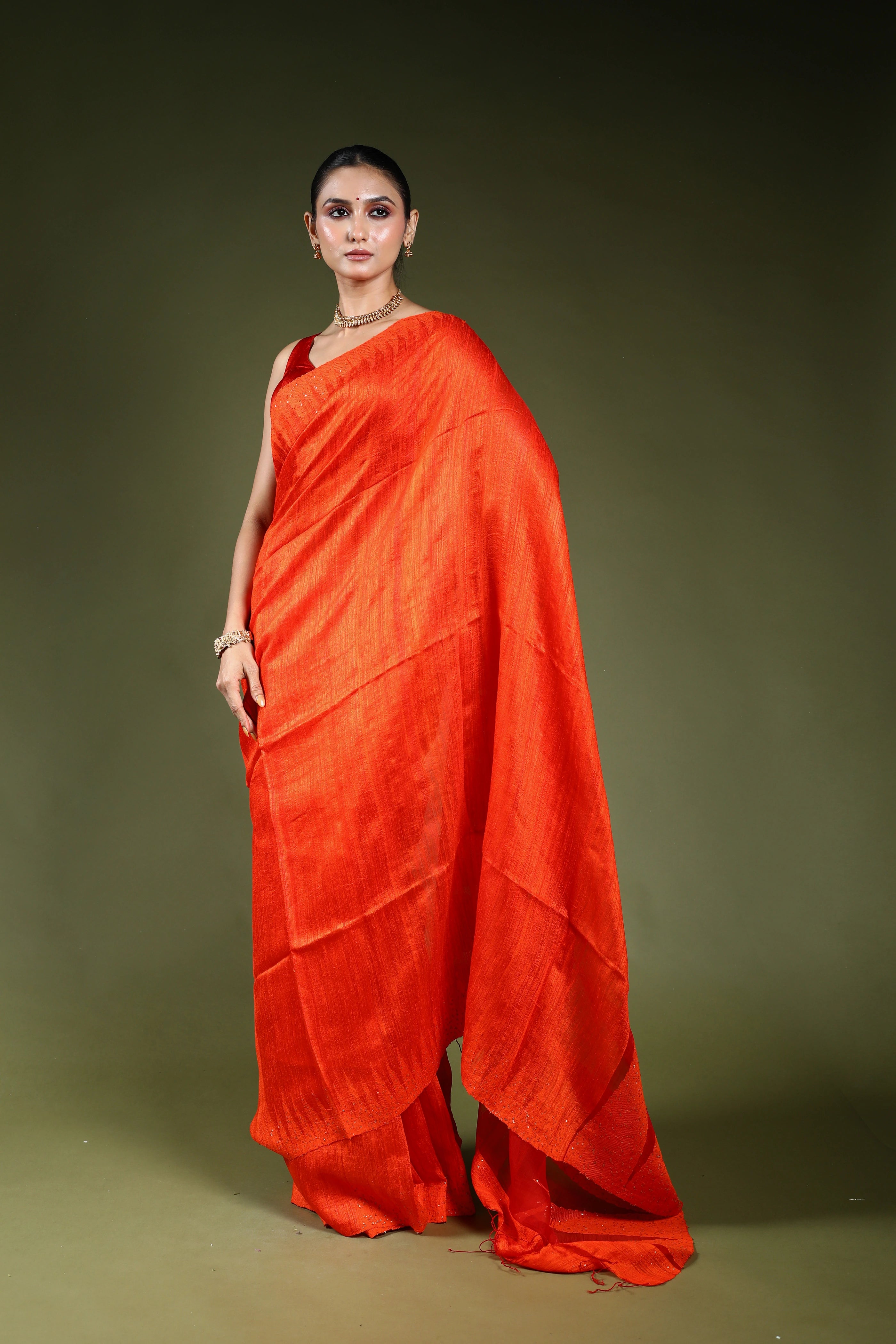 Rust Orange Matka Muslin Saree With Blouse Piece