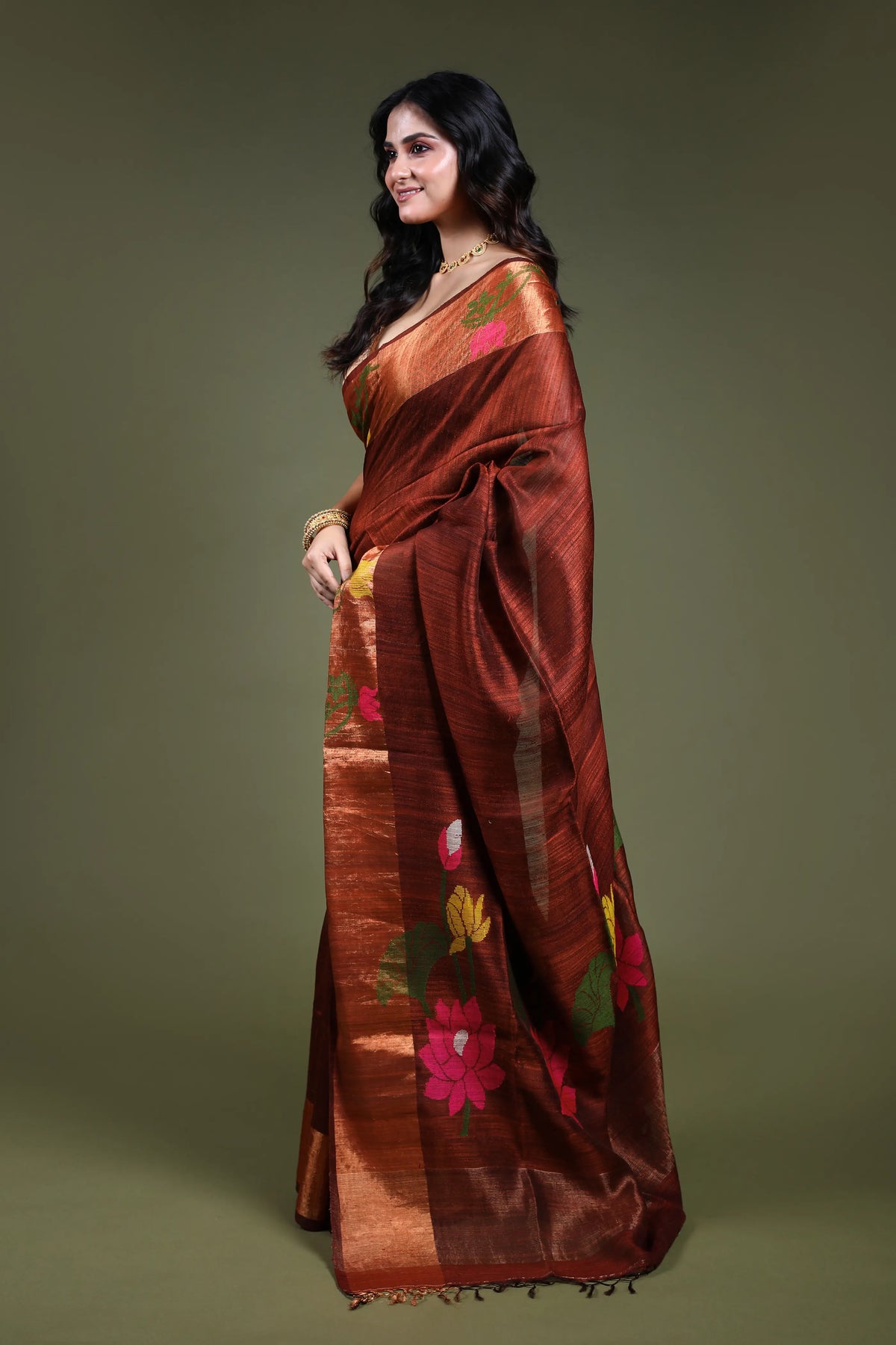 Chocolate  Matka Saree with Blouse Piece