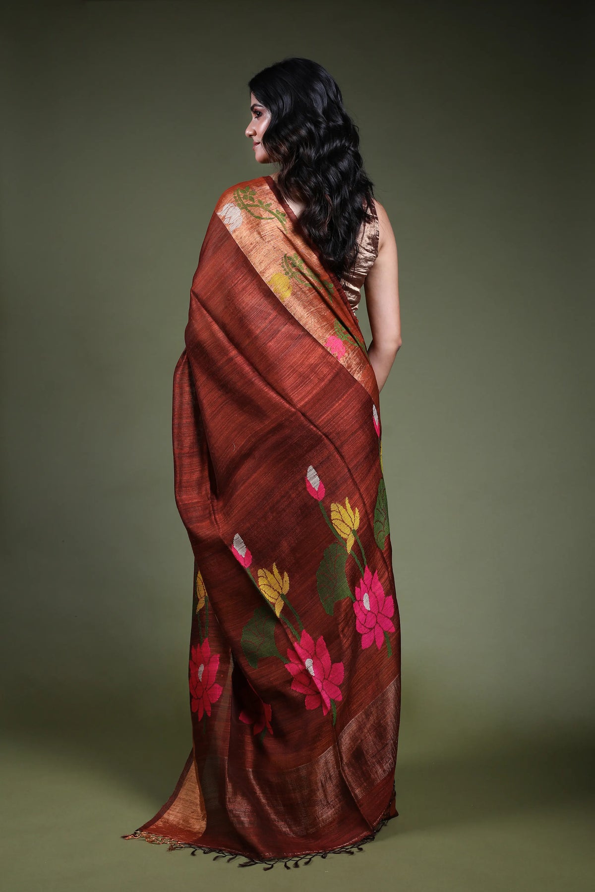 Chocolate  Matka Saree with Blouse Piece