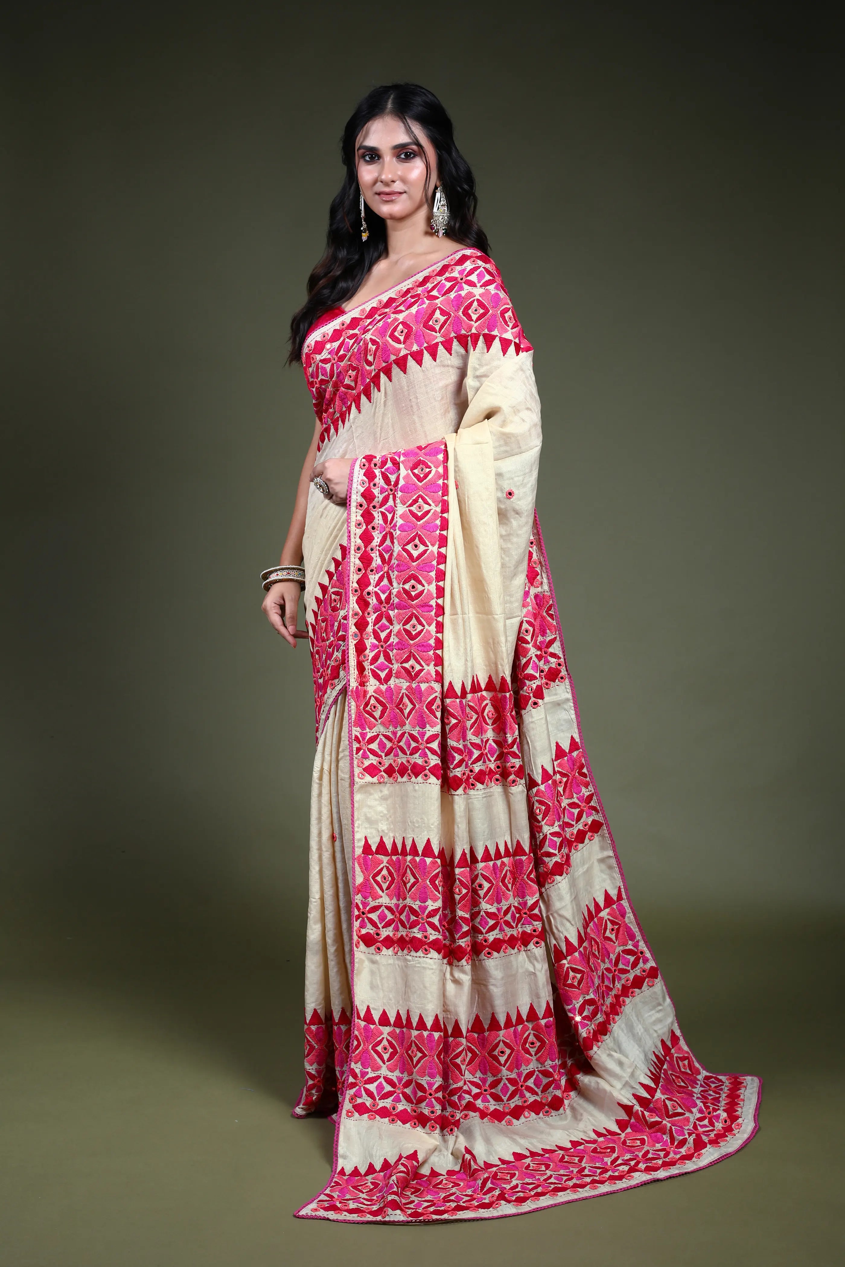 Beige Tussar Kathiyawadi Saree with Blouse Piece