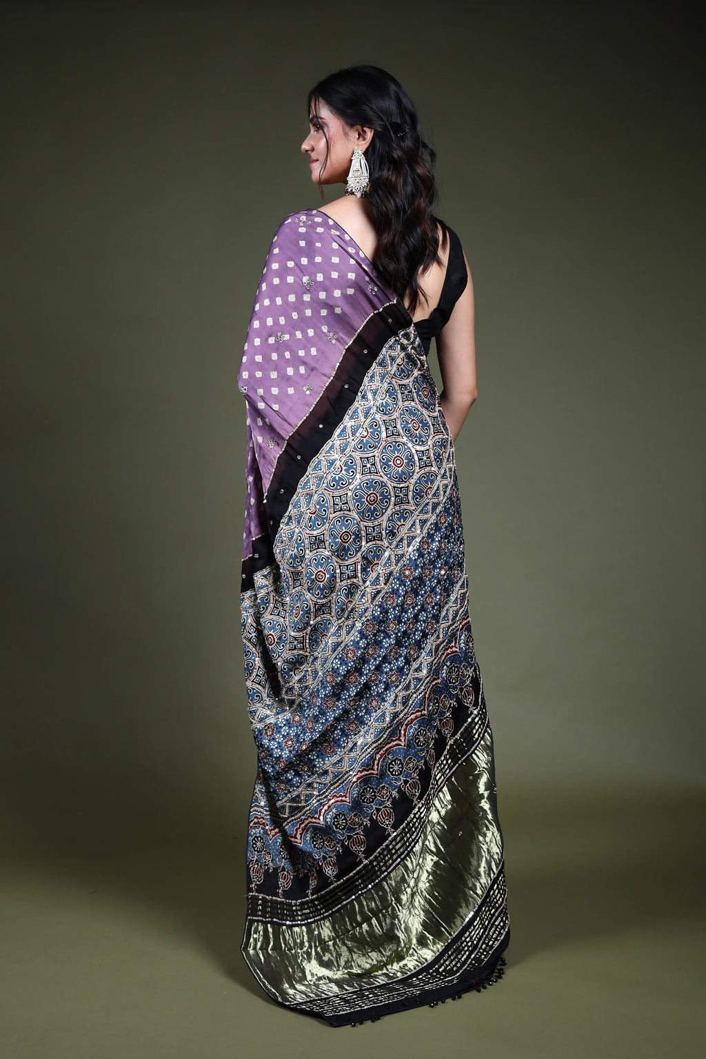 Lavenda Crepe Satin Aajrak Saree with Blouse Piece