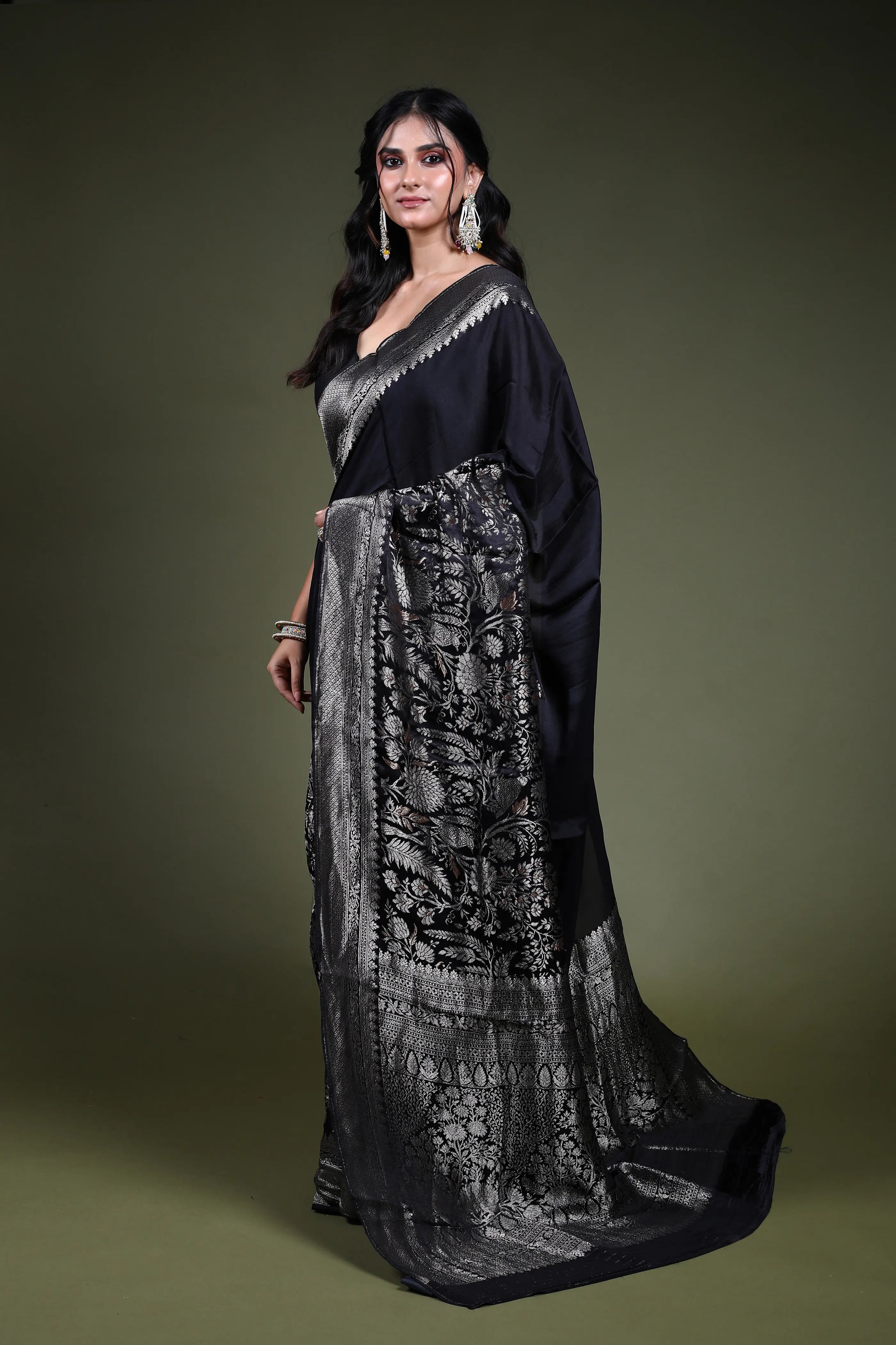 Black Blended Mashru Saree with Blouse Piece