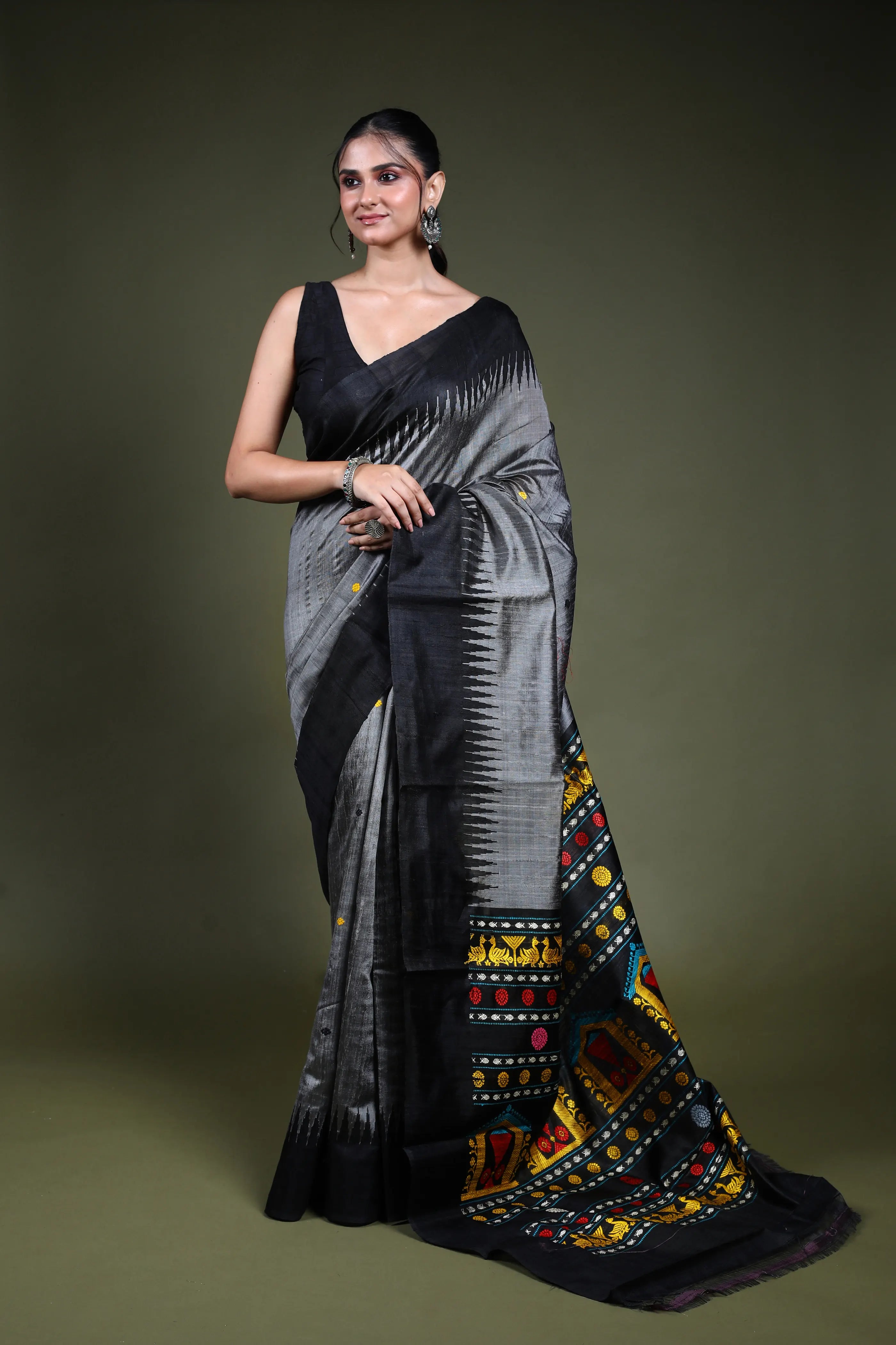 Grey Raw Silk Saree with Blouse Piece