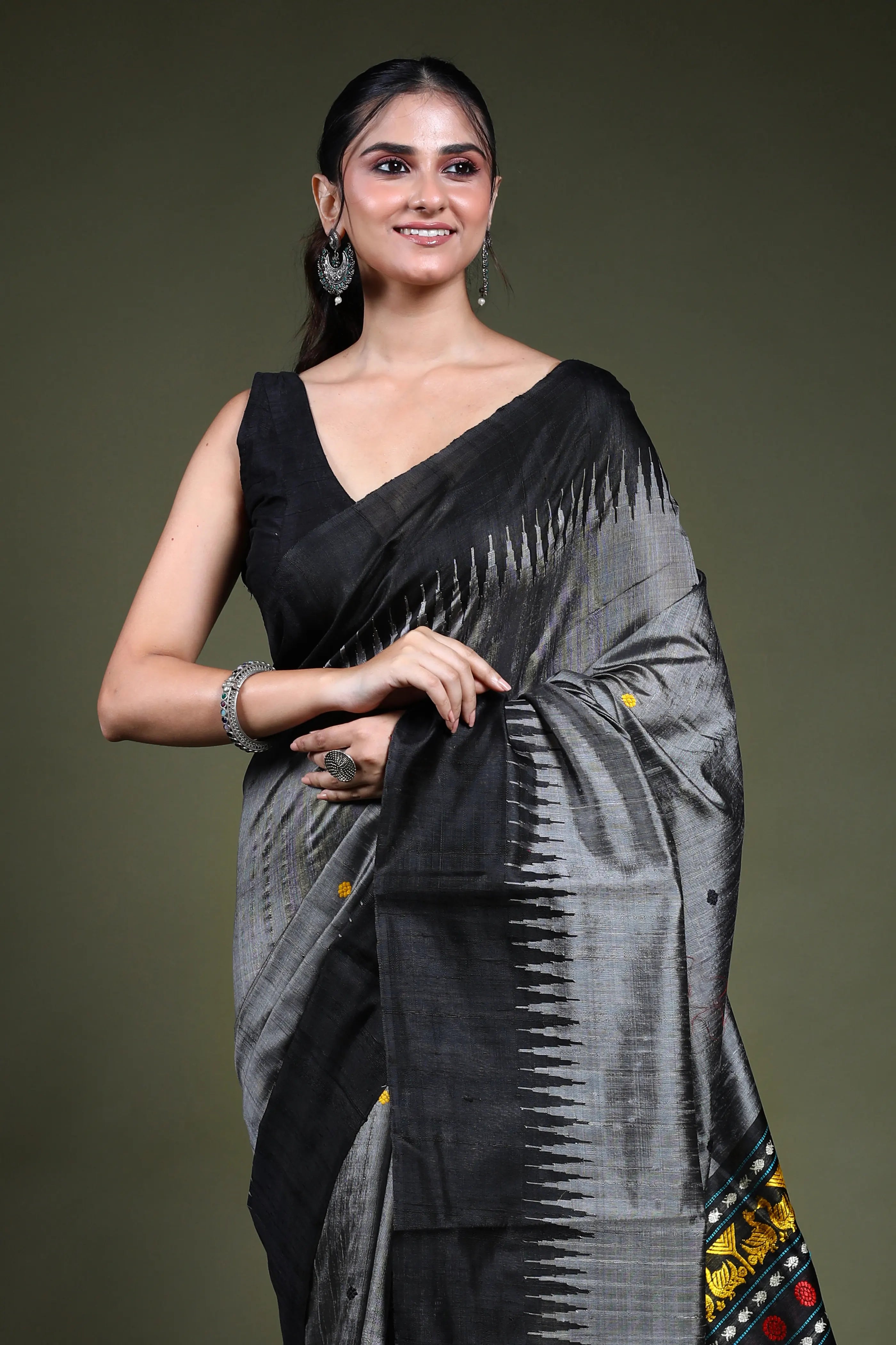 Grey Raw Silk Saree with Blouse Piece
