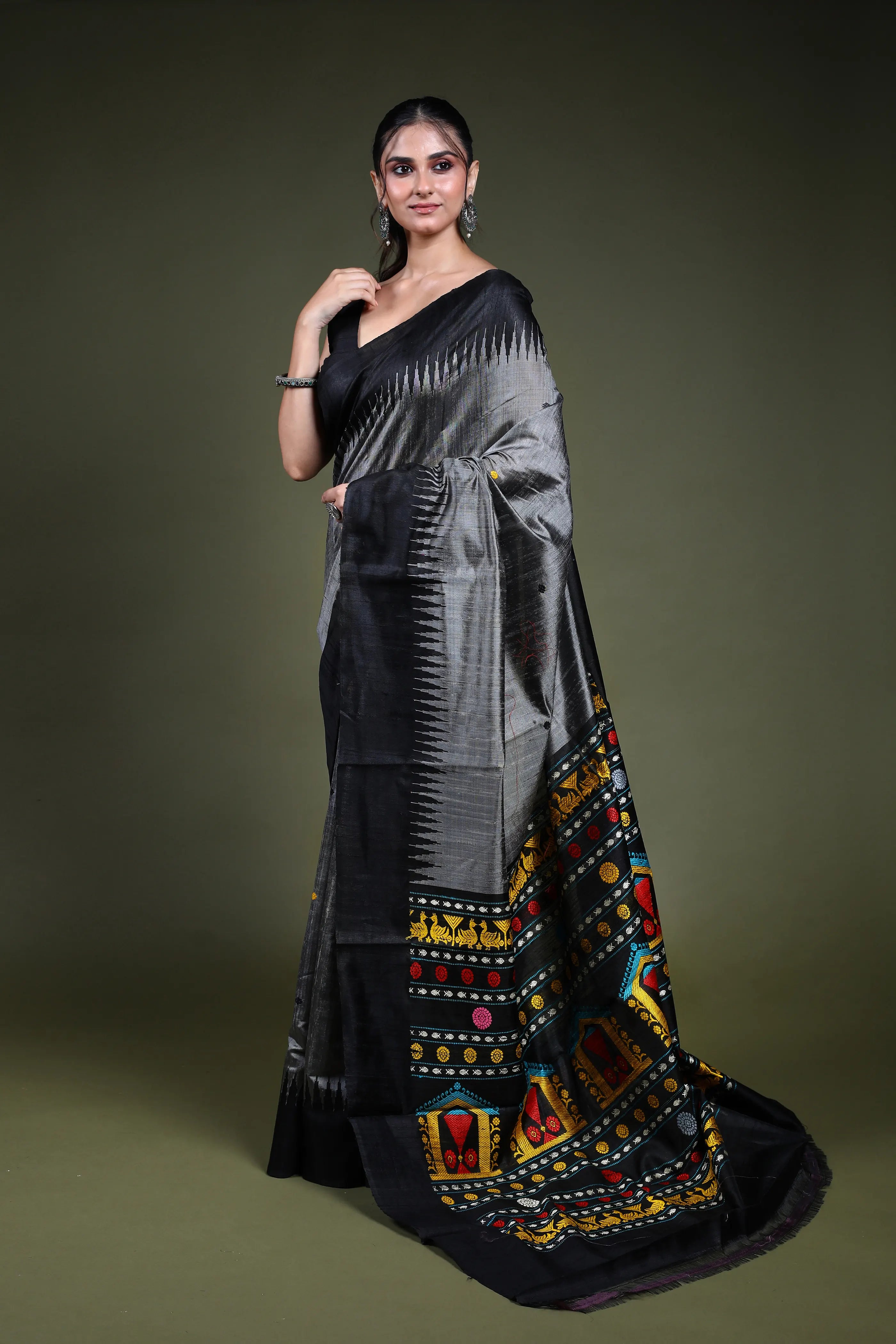 Grey Raw Silk Saree with Blouse Piece