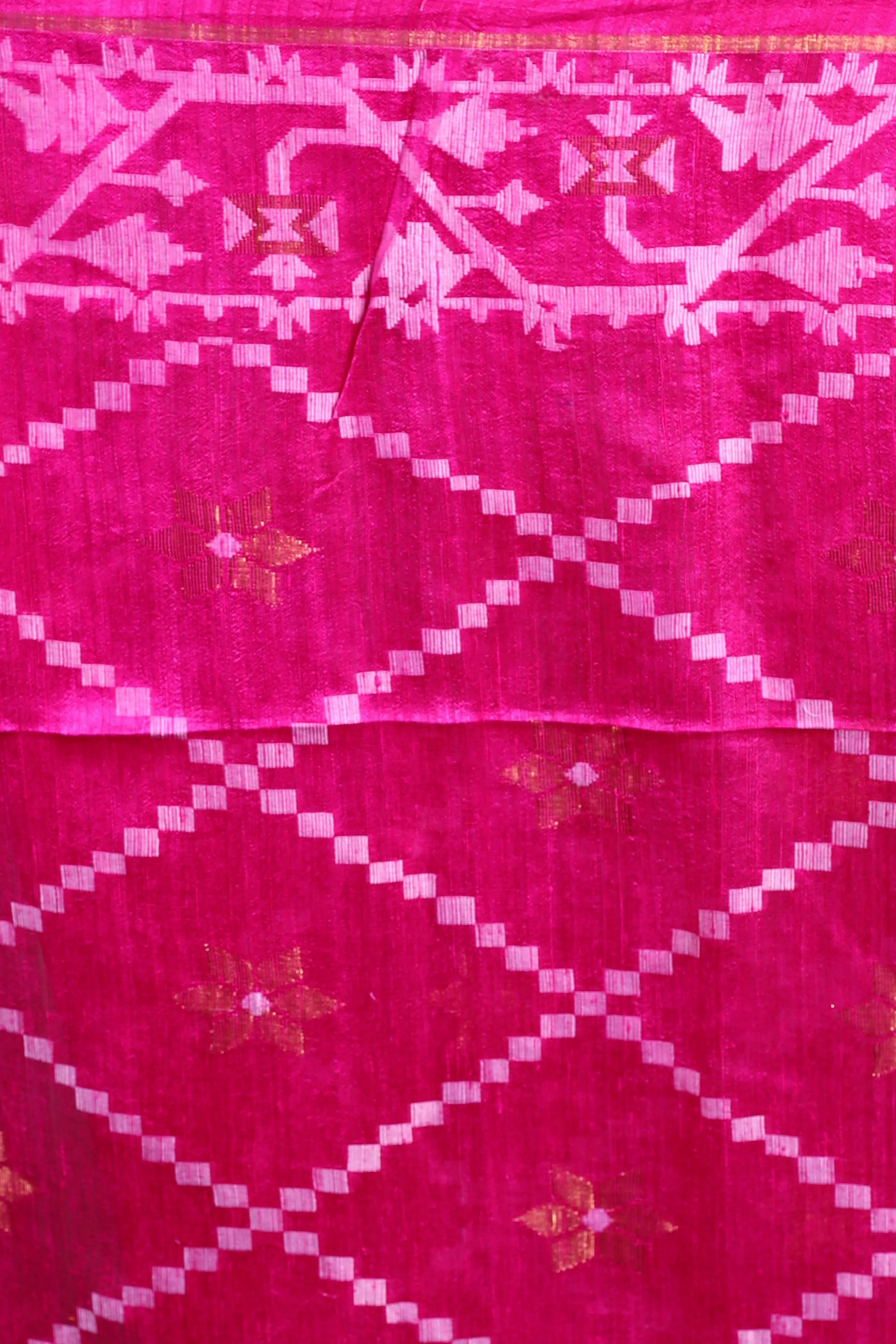 Rani Muslin Matka Saree with Blouse Piece