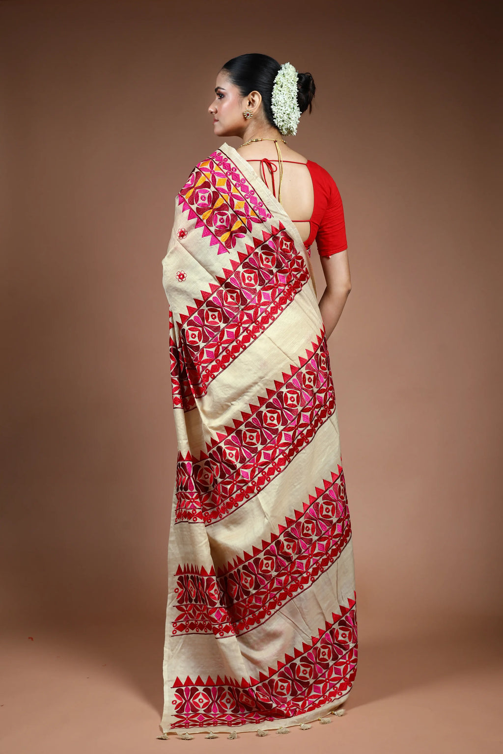 Beige Tussar Kathiyawadi Saree with Blouse Piece