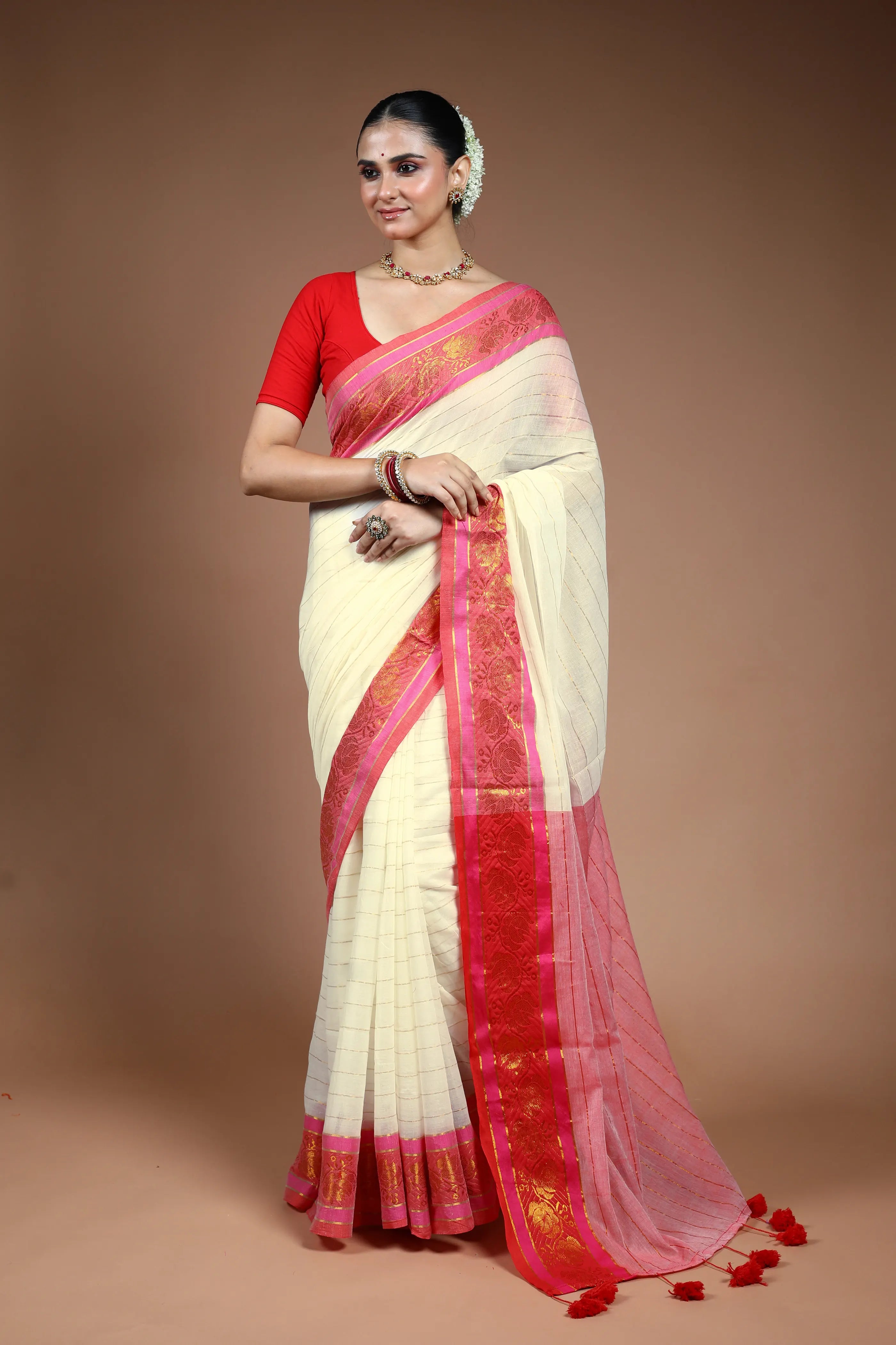 Offwhite Cotton Saree with Blouse Piece
