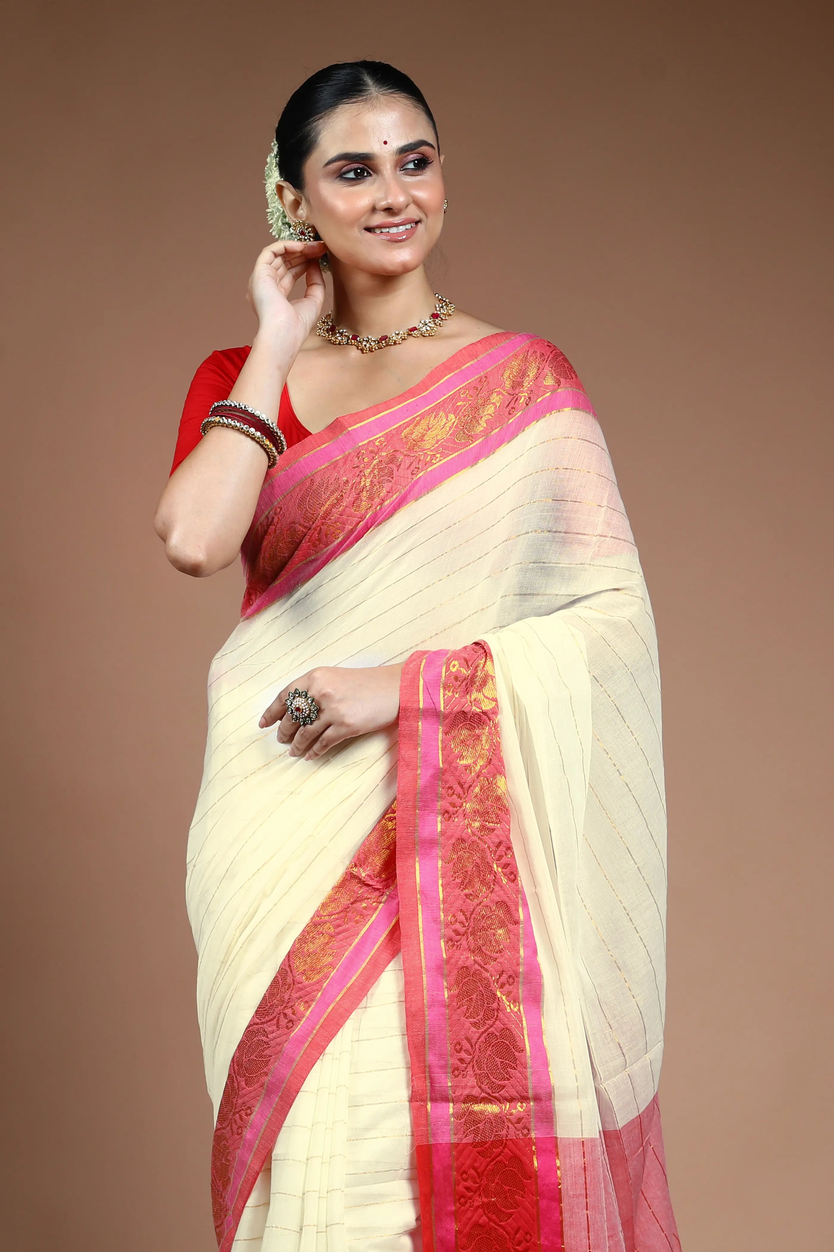 Offwhite Cotton Saree with Blouse Piece
