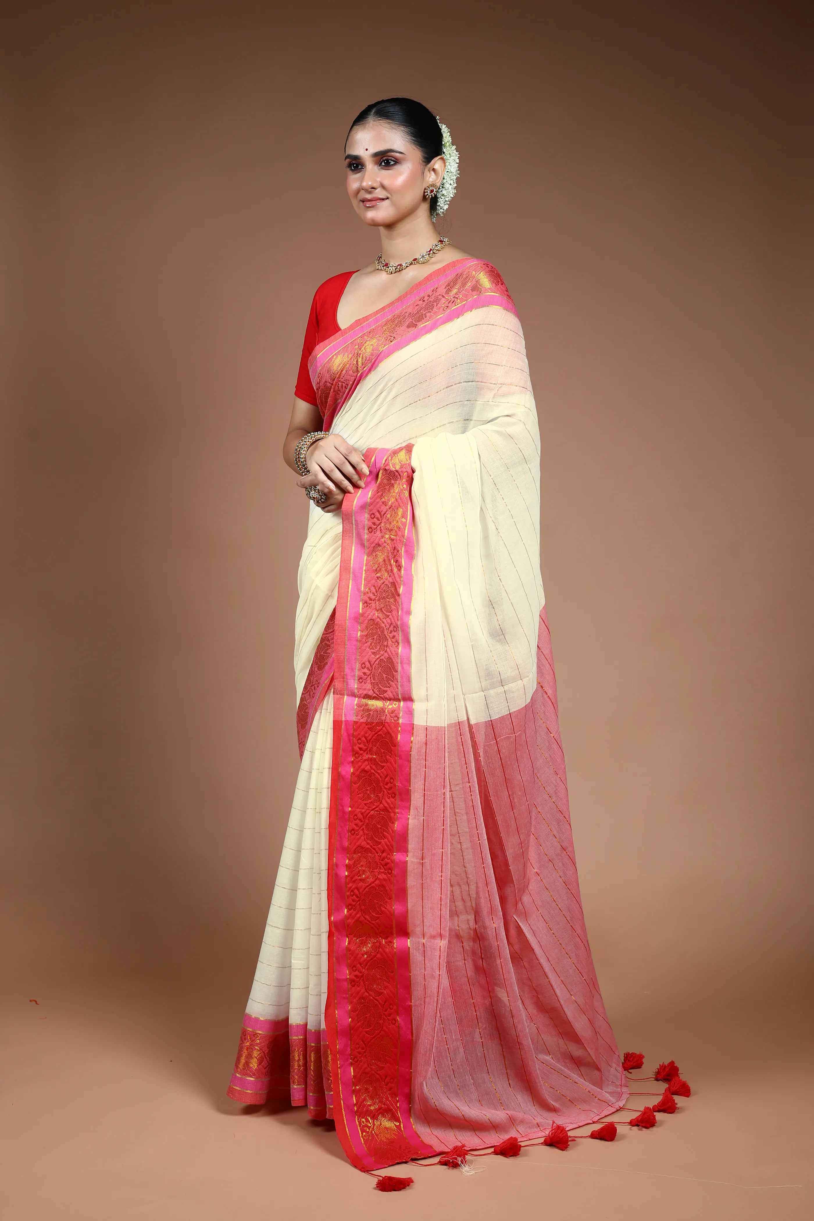 Offwhite Cotton Saree with Blouse Piece