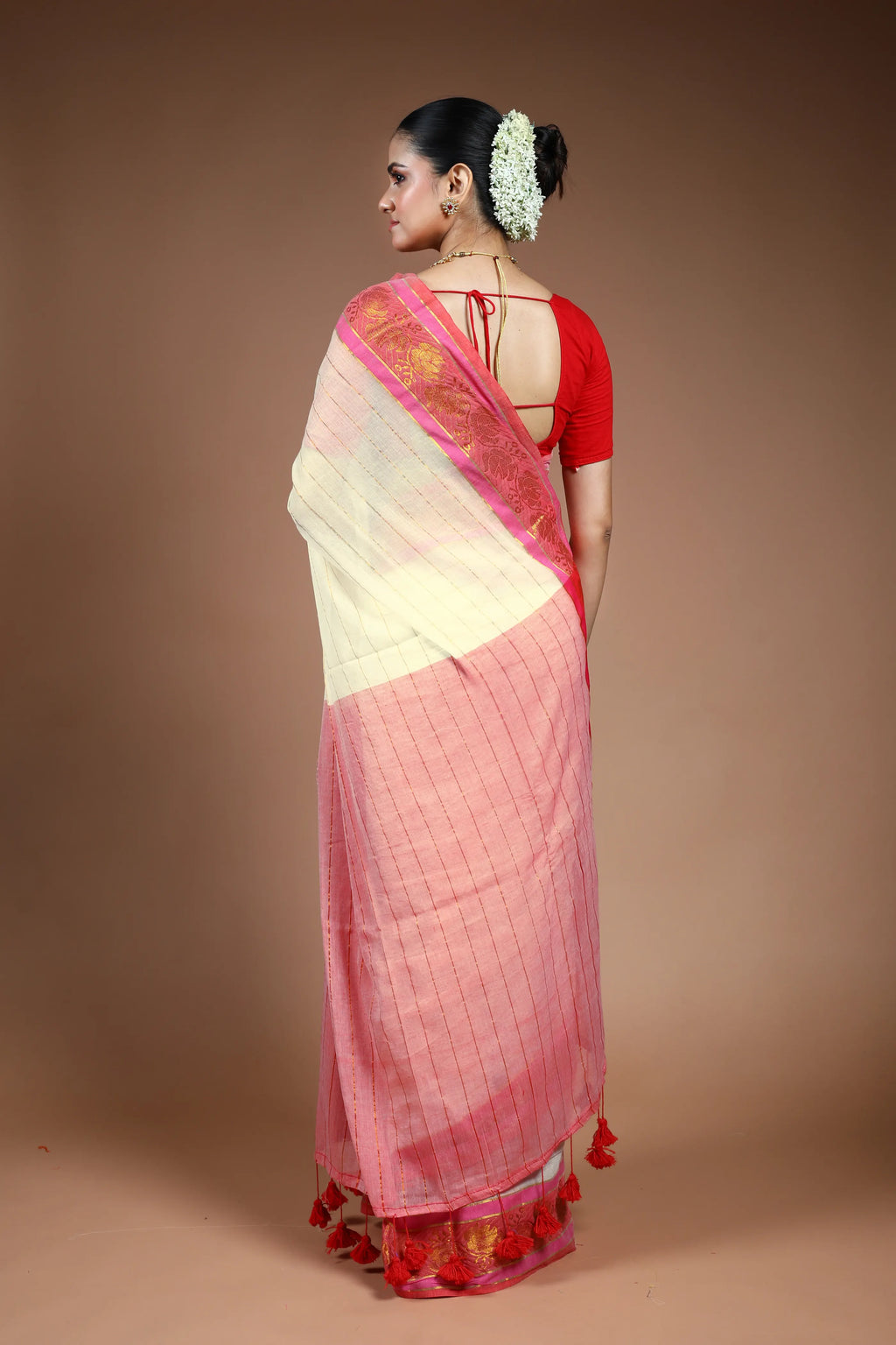 Offwhite Cotton Saree with Blouse Piece
