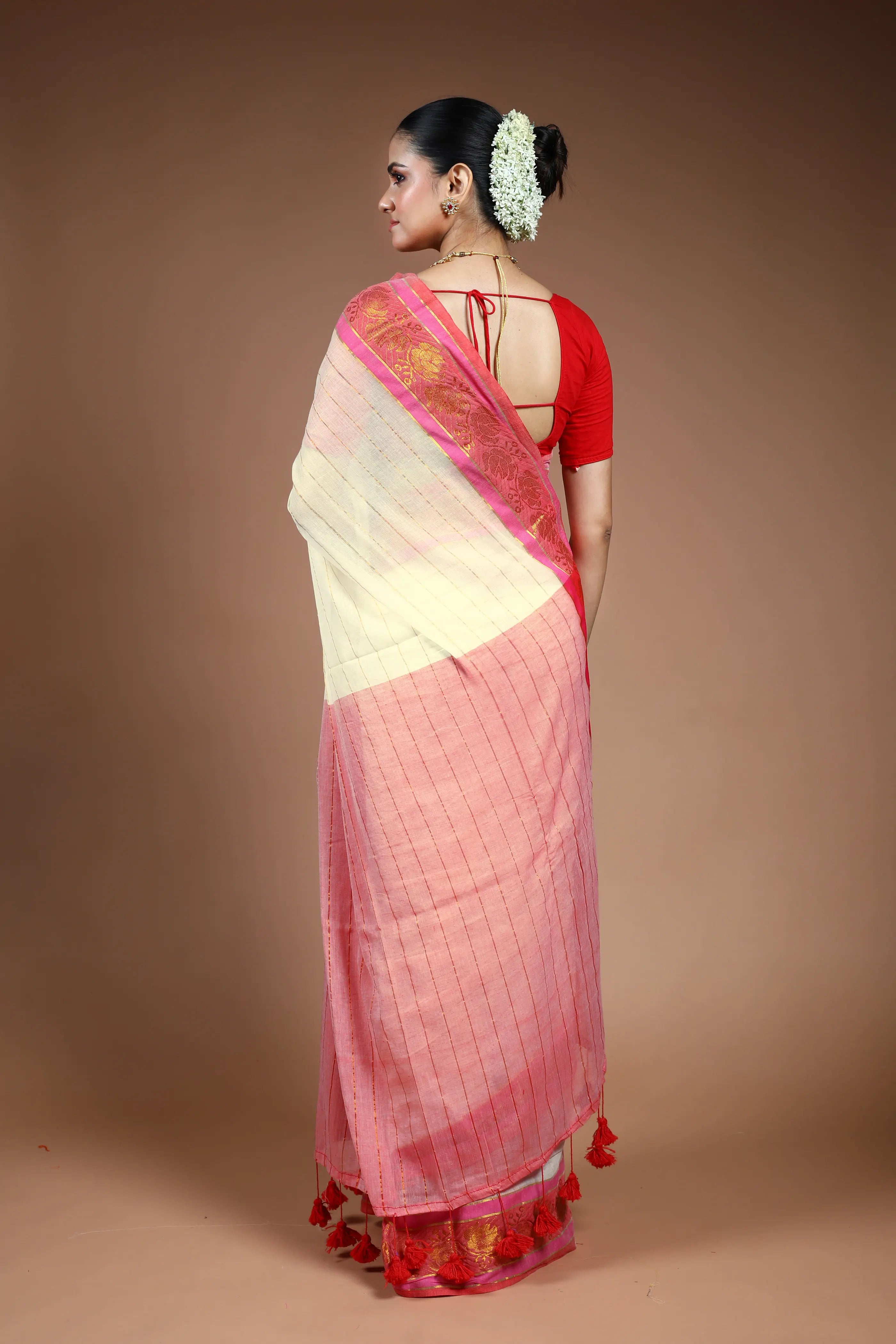 Offwhite Cotton Saree with Blouse Piece