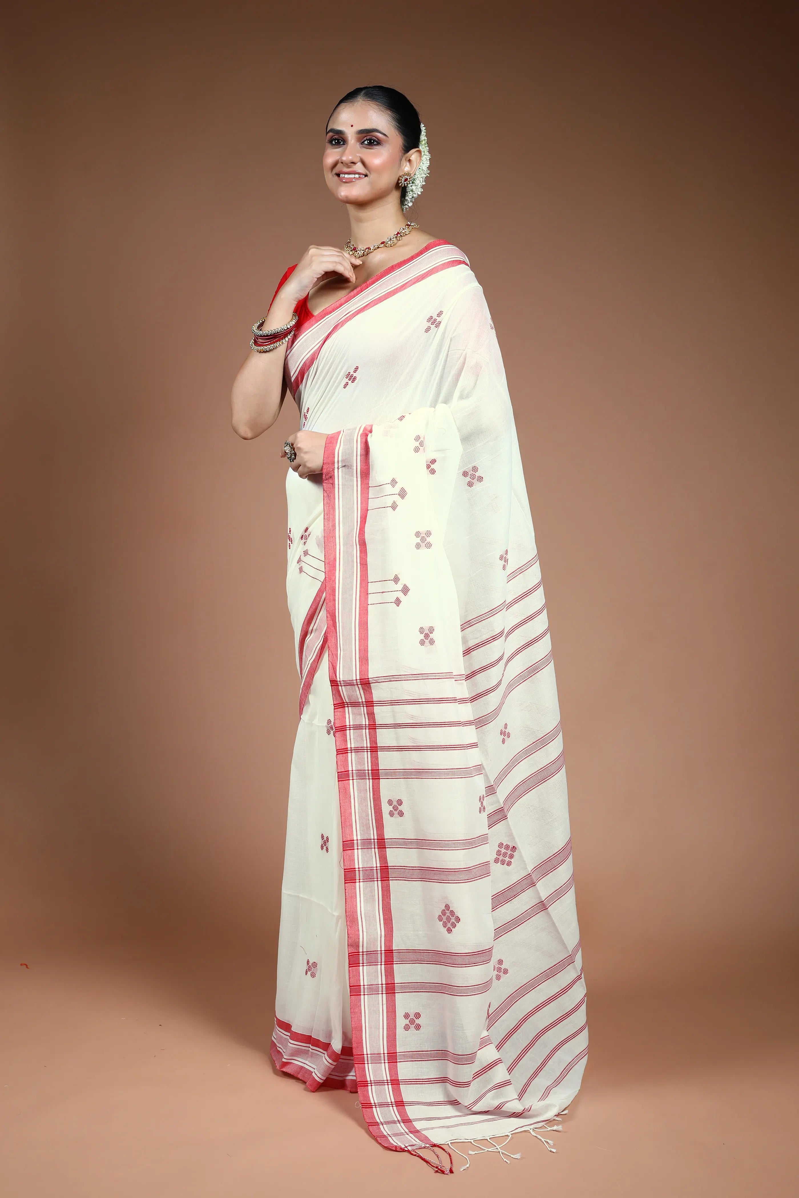 Red and White Cotton Saree with Blouse Piece