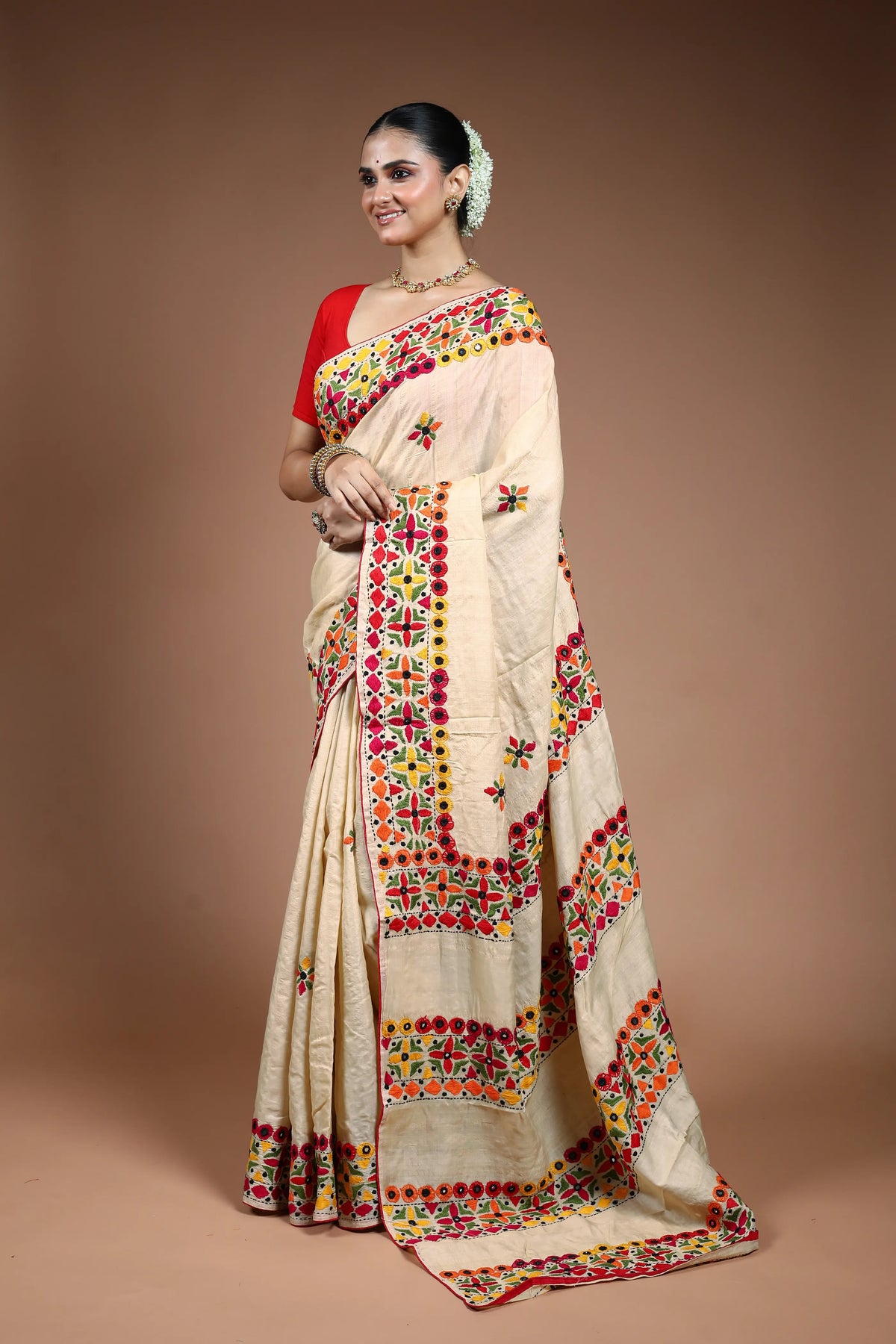 Beige Tussar Saree with Blouse Piece