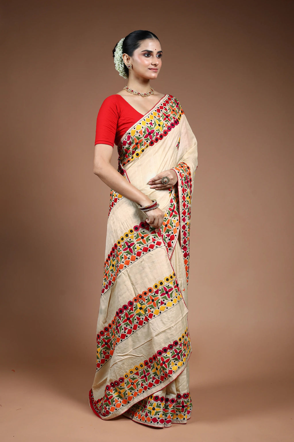 Beige Tussar Saree with Blouse Piece