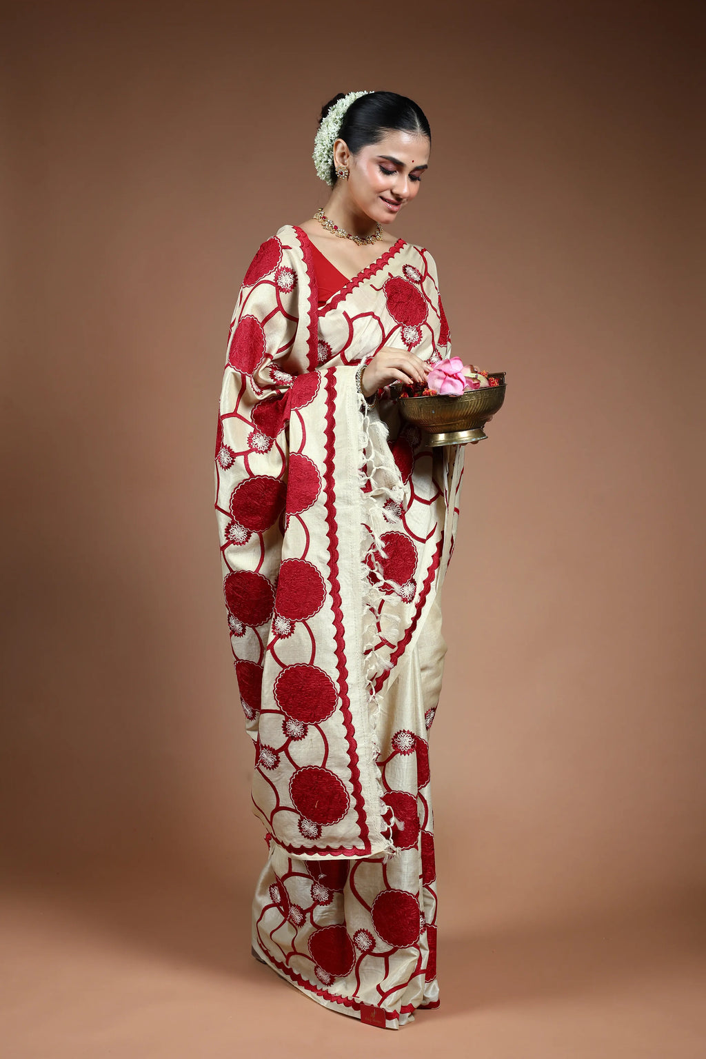 Beige Tussar Saree with Blouse Piece