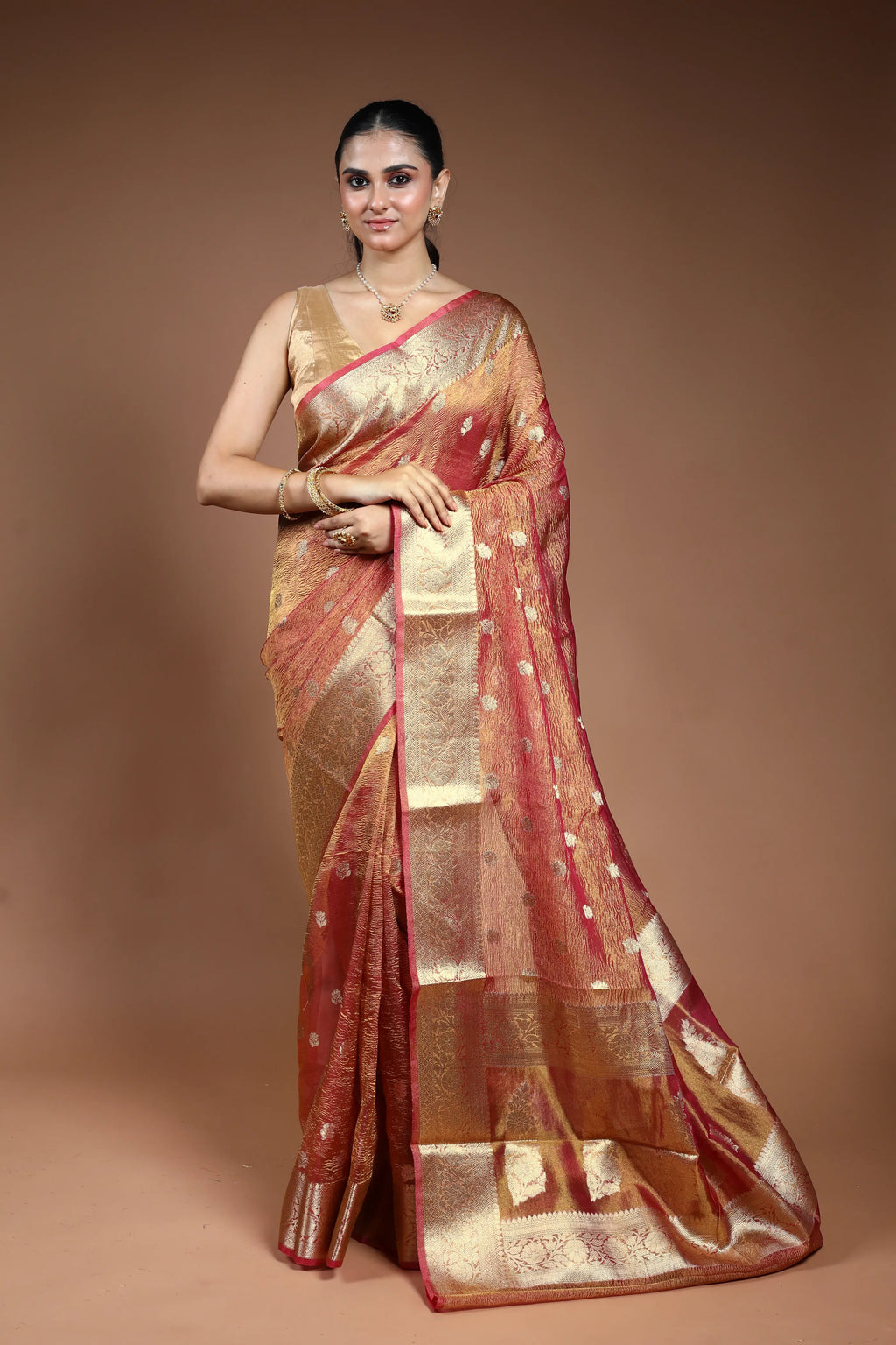 Pink Golden Dual Tone Crushed Tissue Saree with Blouse Piece