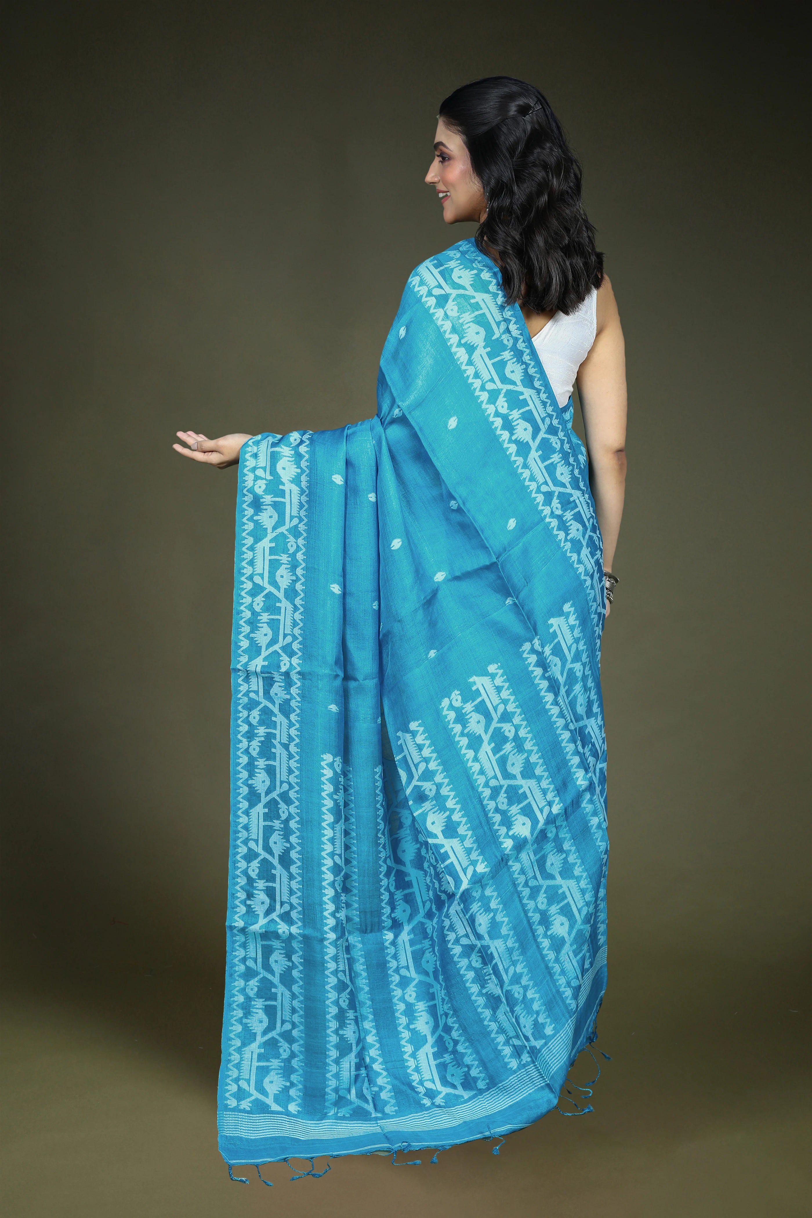 Sky Blue Tussar Jamdani Saree with Blouse Piece