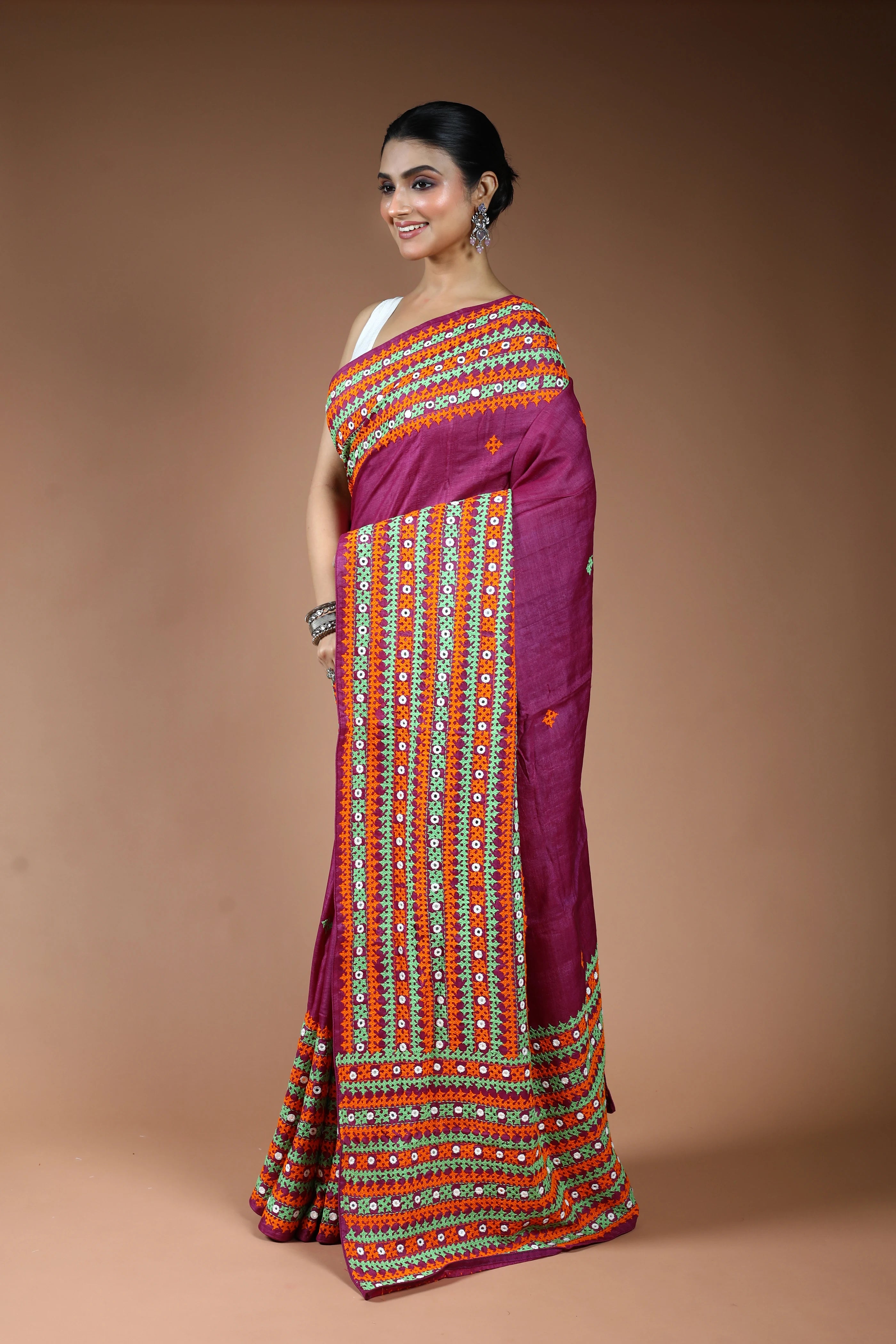 Magenda Tussar Gujarati Saree with Blouse Piece