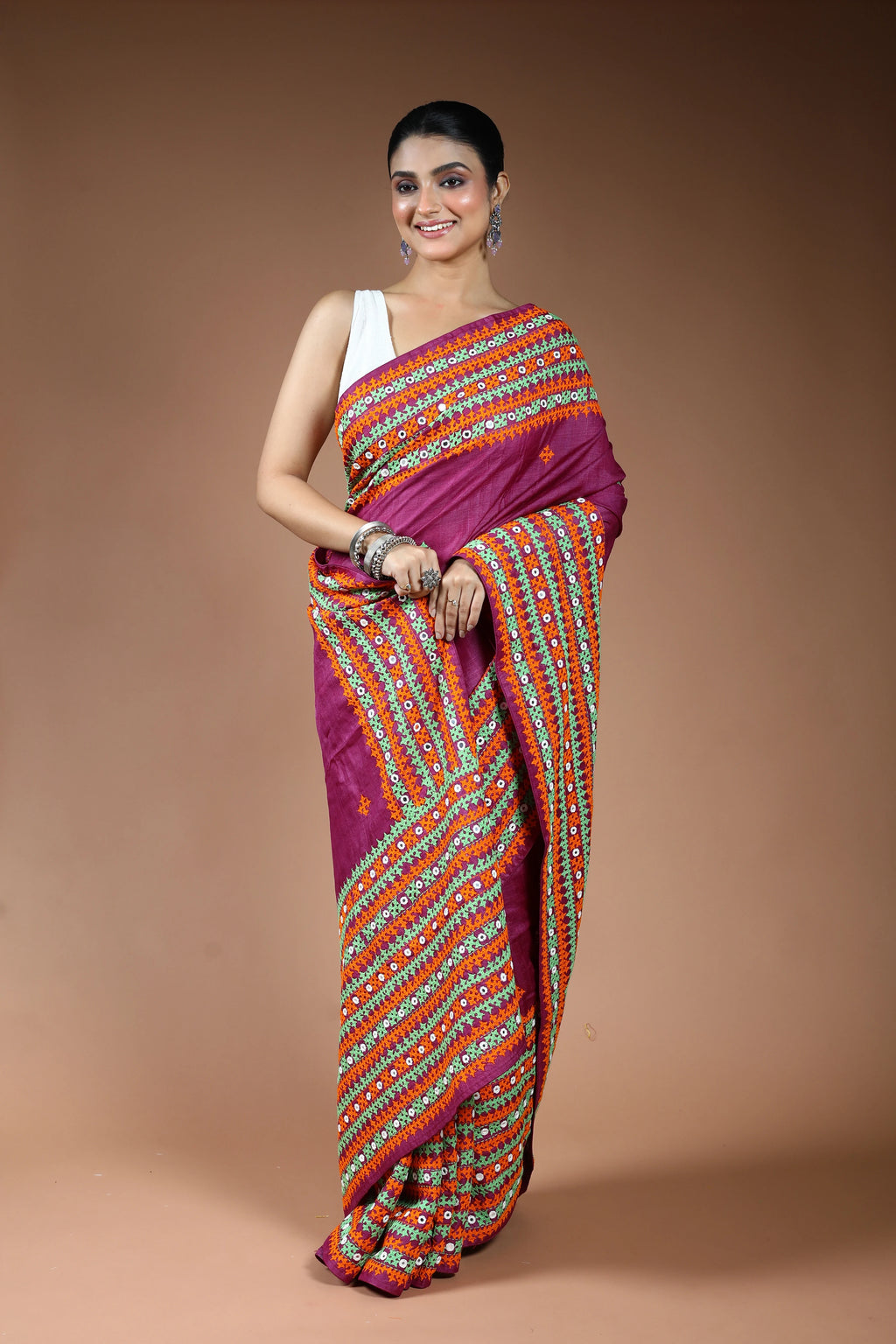 Magenda Tussar Gujarati Saree with Blouse Piece