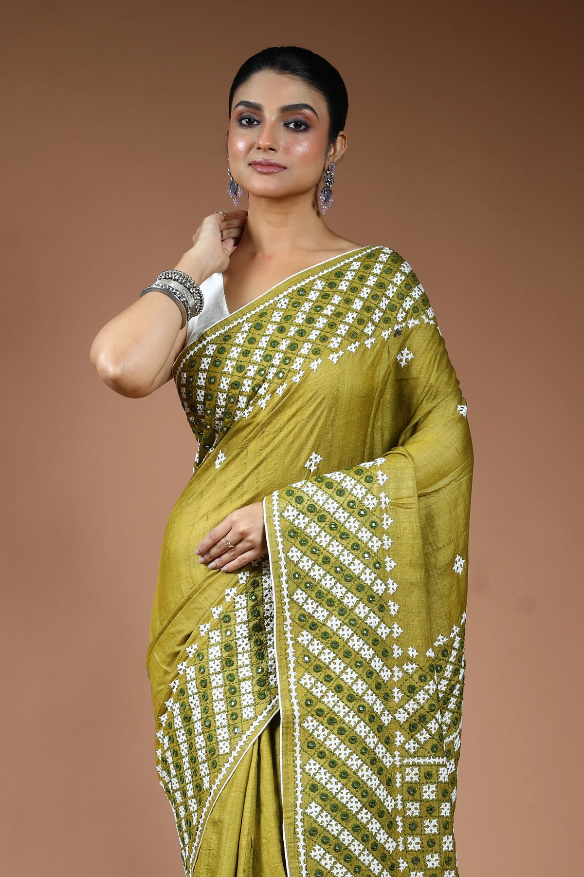 Olive Green Tussar Gujarati Saree with Blouse Piece