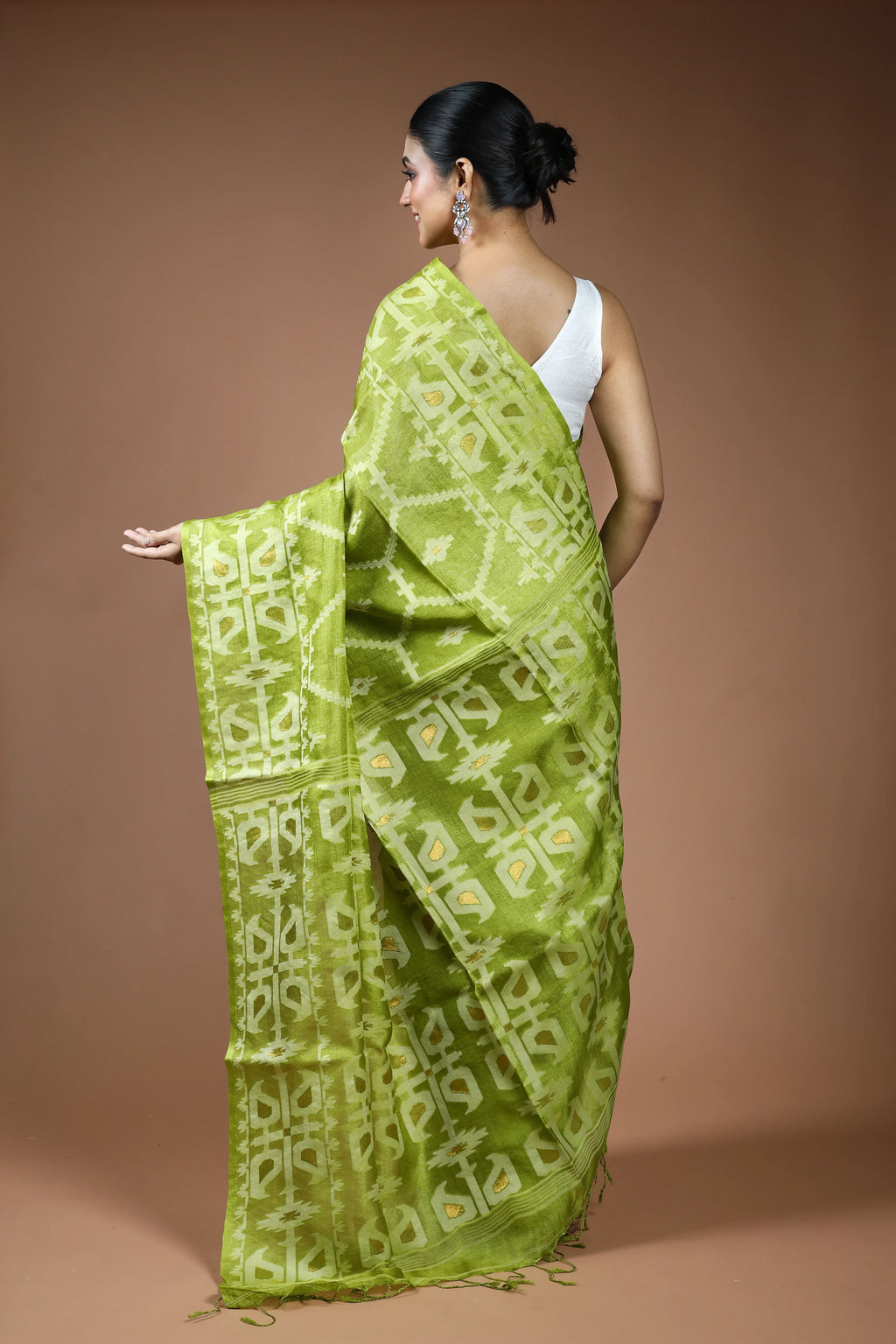 Deep Pista Green Tussar Jamdani Saree with Blouse Piece