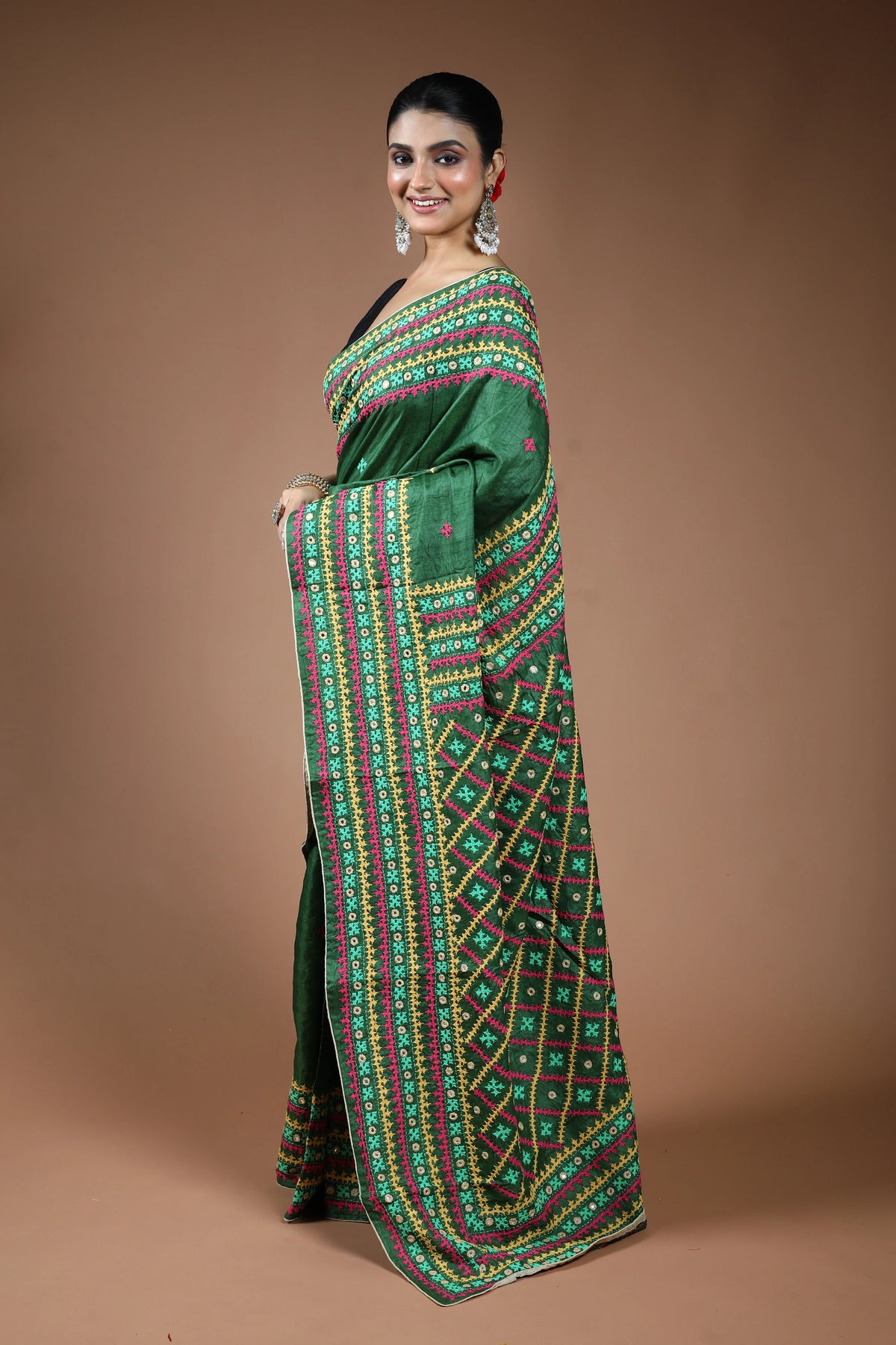 Green Tussar Gujarati Saree with Blouse Piece