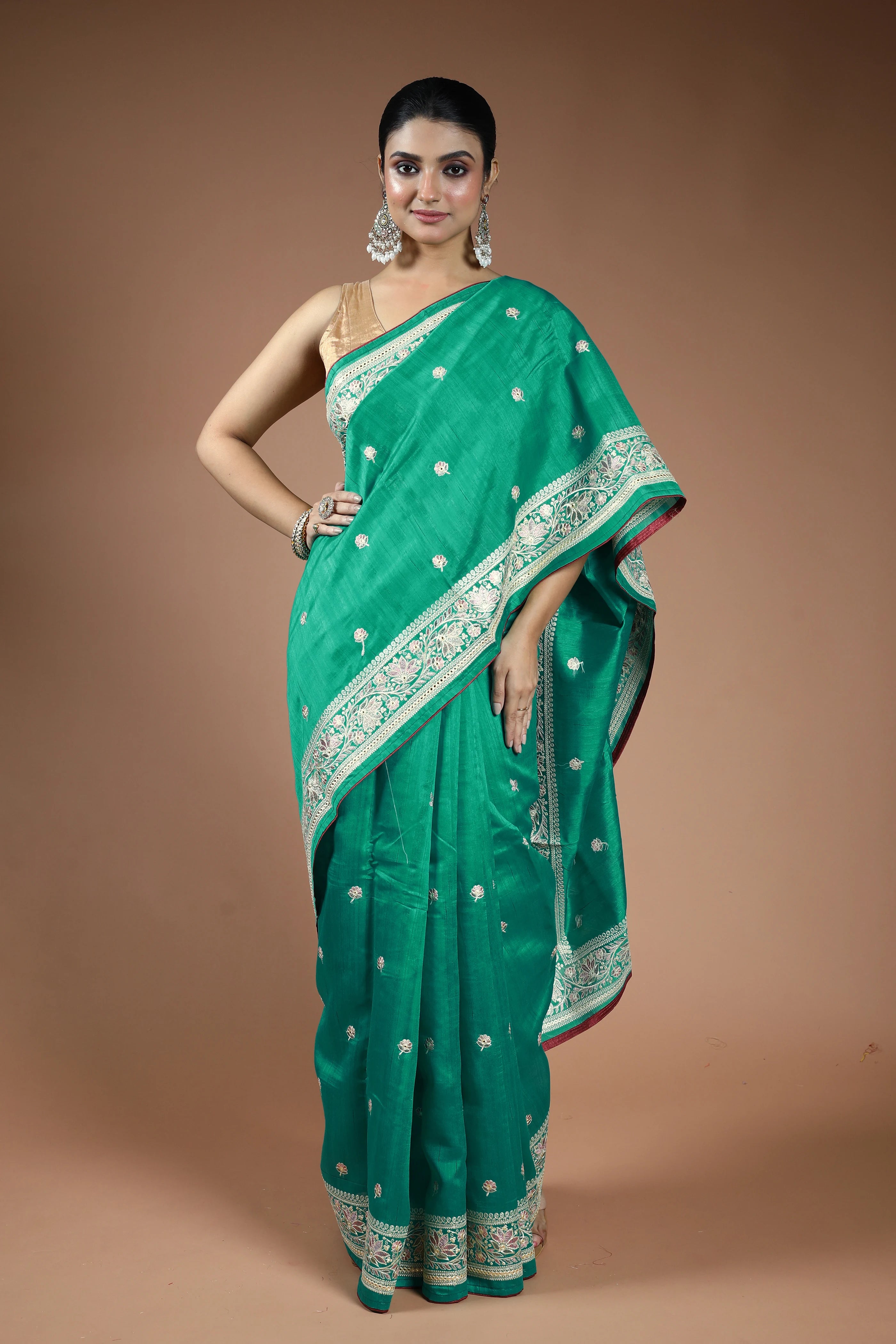 Green Blended Semi Tussar Saree with Blouse Piece