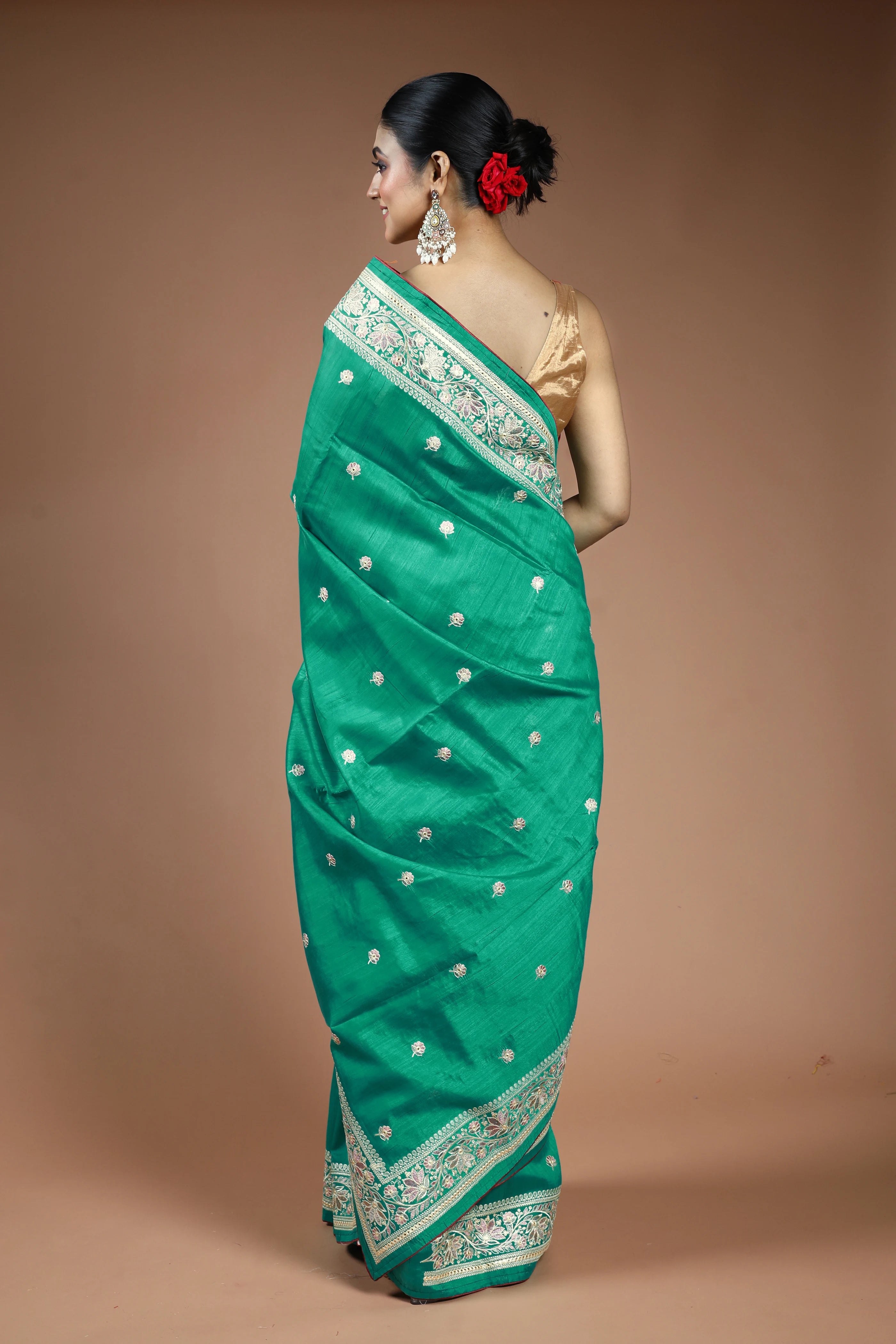 Green Blended Semi Tussar Saree with Blouse Piece