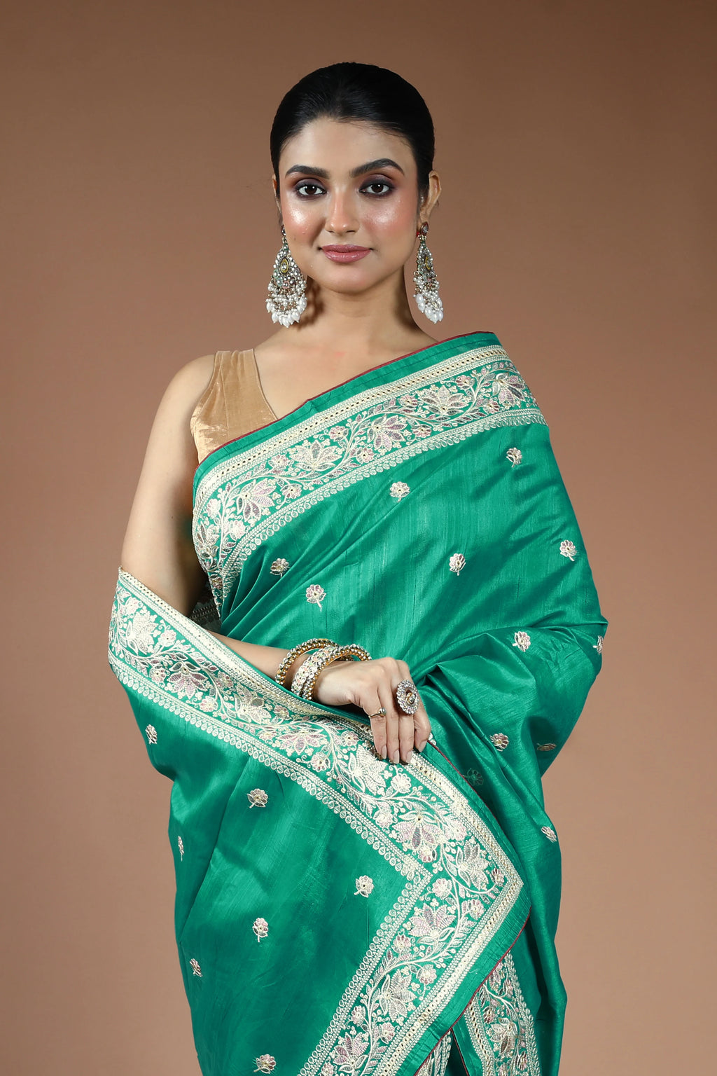 Green Blended Semi Tussar Saree with Blouse Piece