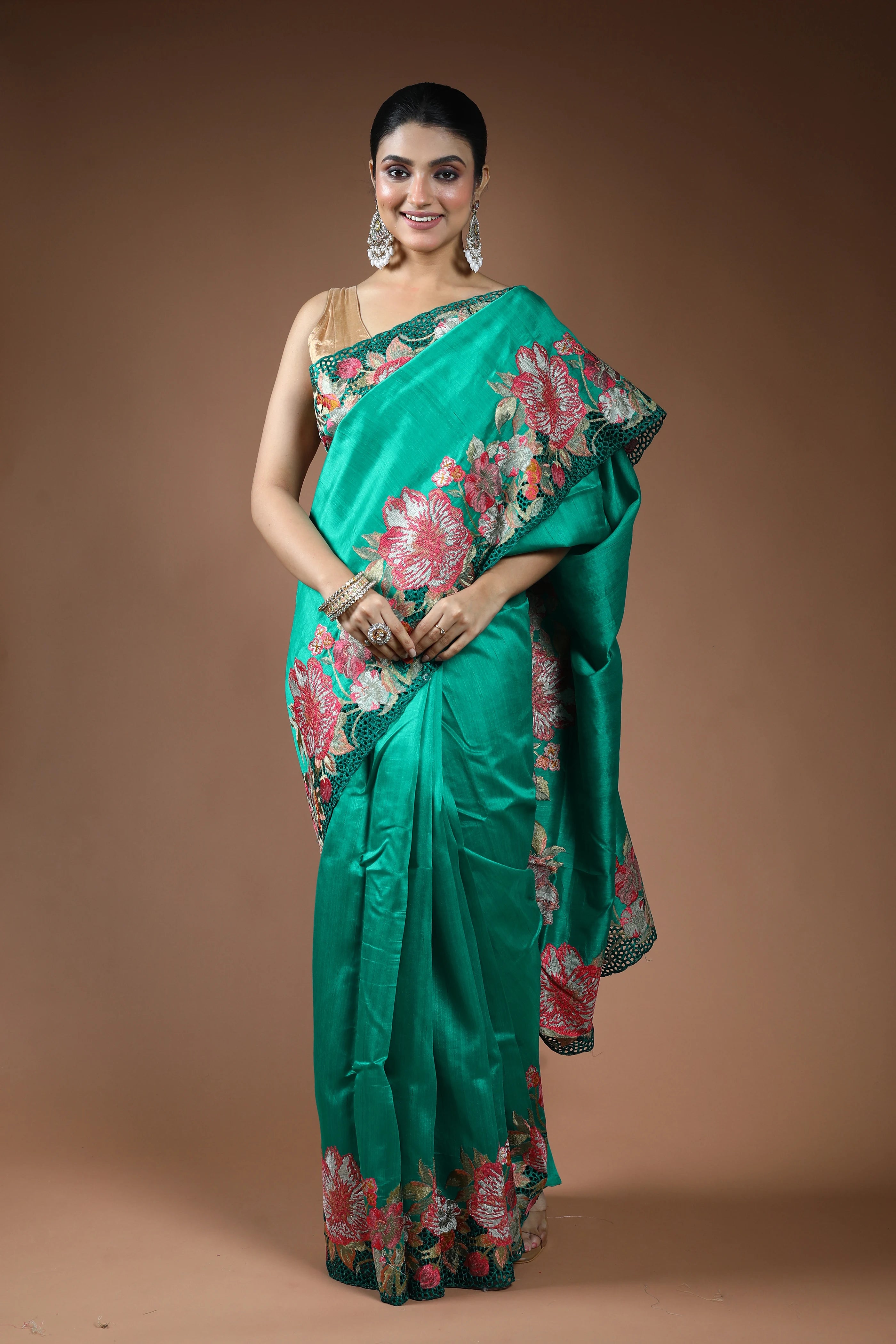 Green Blended Semi Tussar Saree with Blouse Piece