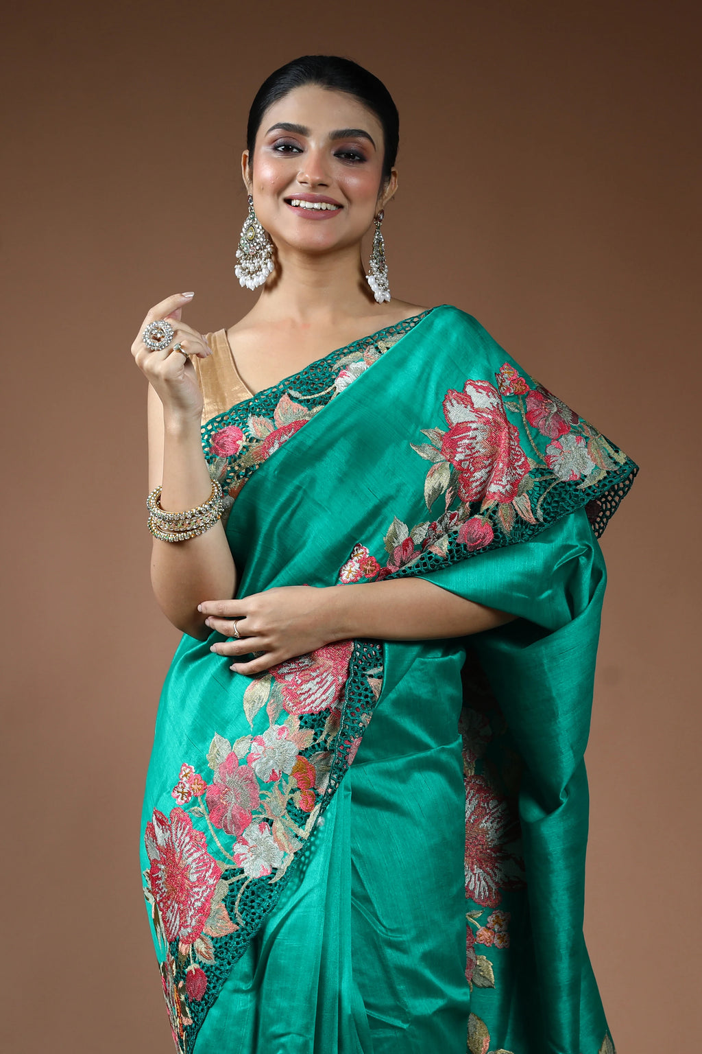 Green Blended Semi Tussar Saree with Blouse Piece
