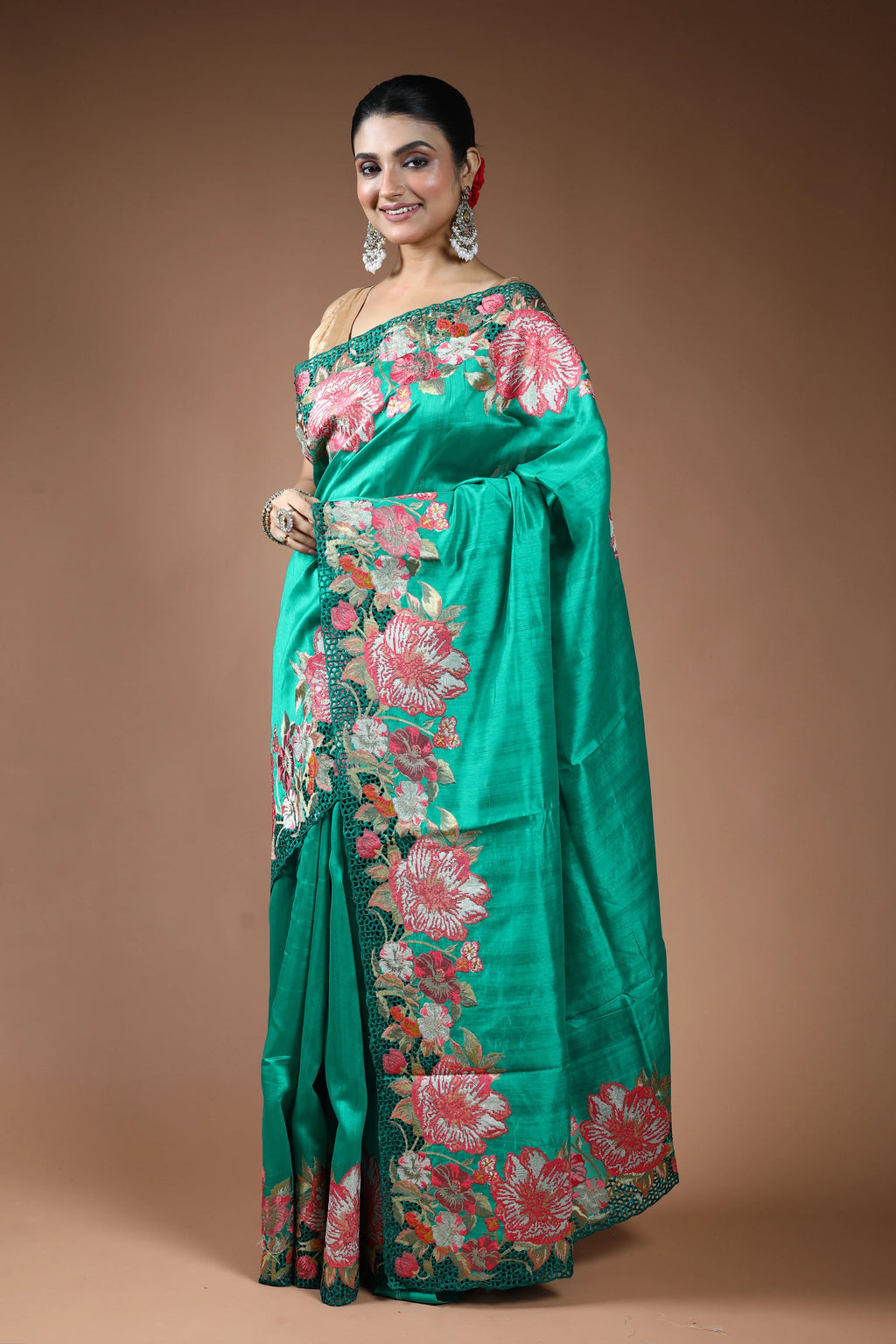 Green Blended Semi Tussar Saree with Blouse Piece
