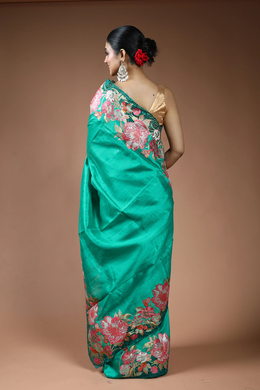 Green Blended Semi Tussar Saree with Blouse Piece